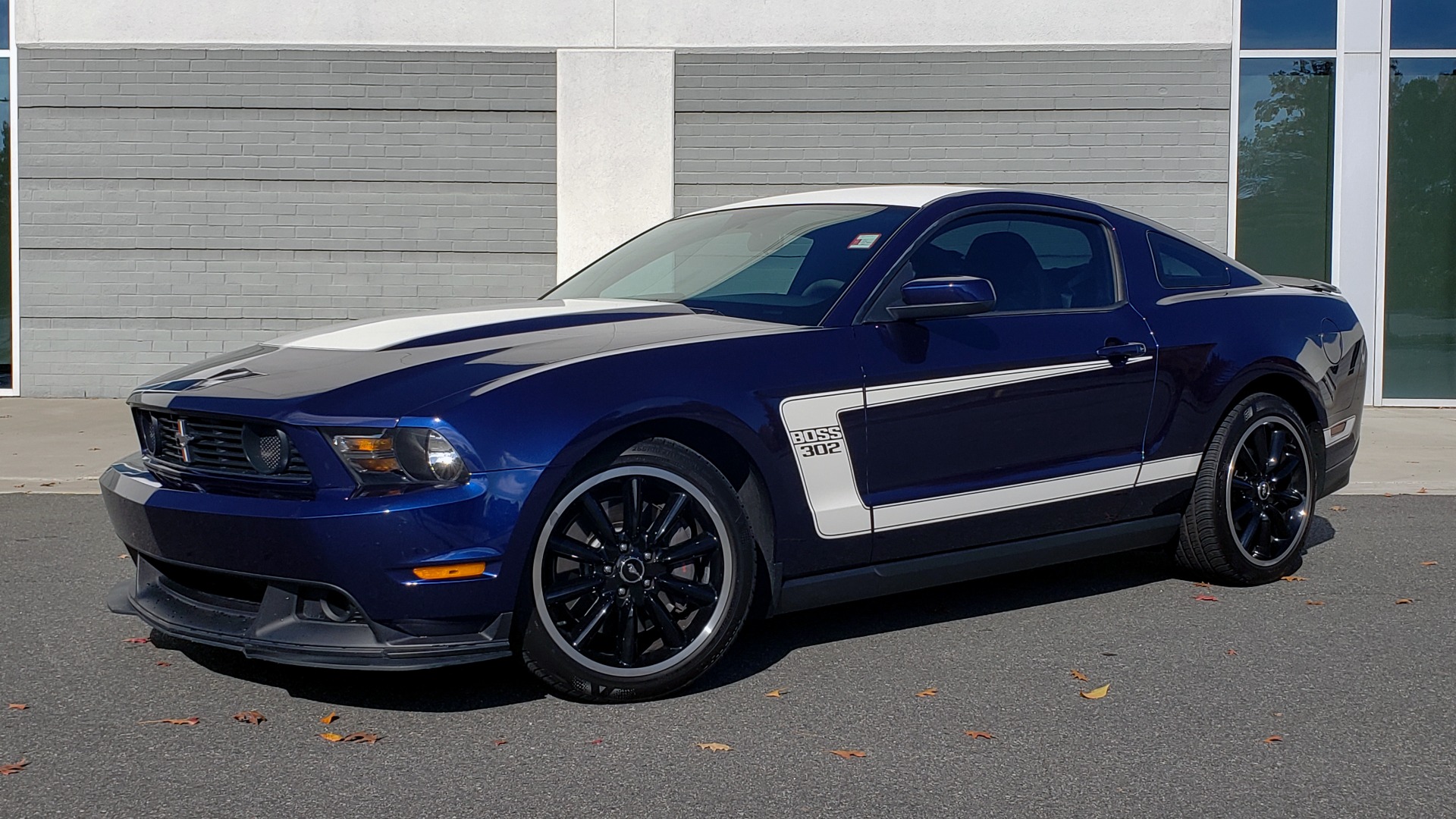 Used 2012 Ford MUSTANG BOSS 302 COUPE / 5.0L / 6-SPD MAN / RECARO SEATS / 3.73 GEARS for sale Sold at Formula Imports in Charlotte NC 28227 1