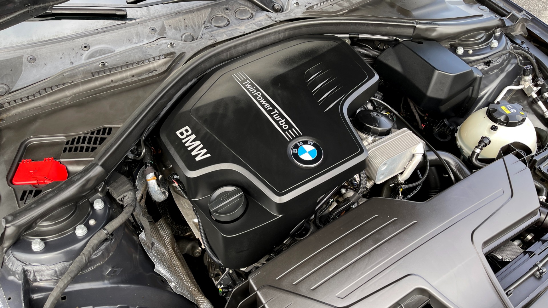 Used 2016 BMW 3 SERIES 328I PREMIUM 2.0L SEDAN / NAV / HTD STS / SUNROOF / SAT RADIO / 17IN WHEELS for sale Sold at Formula Imports in Charlotte NC 28227 15