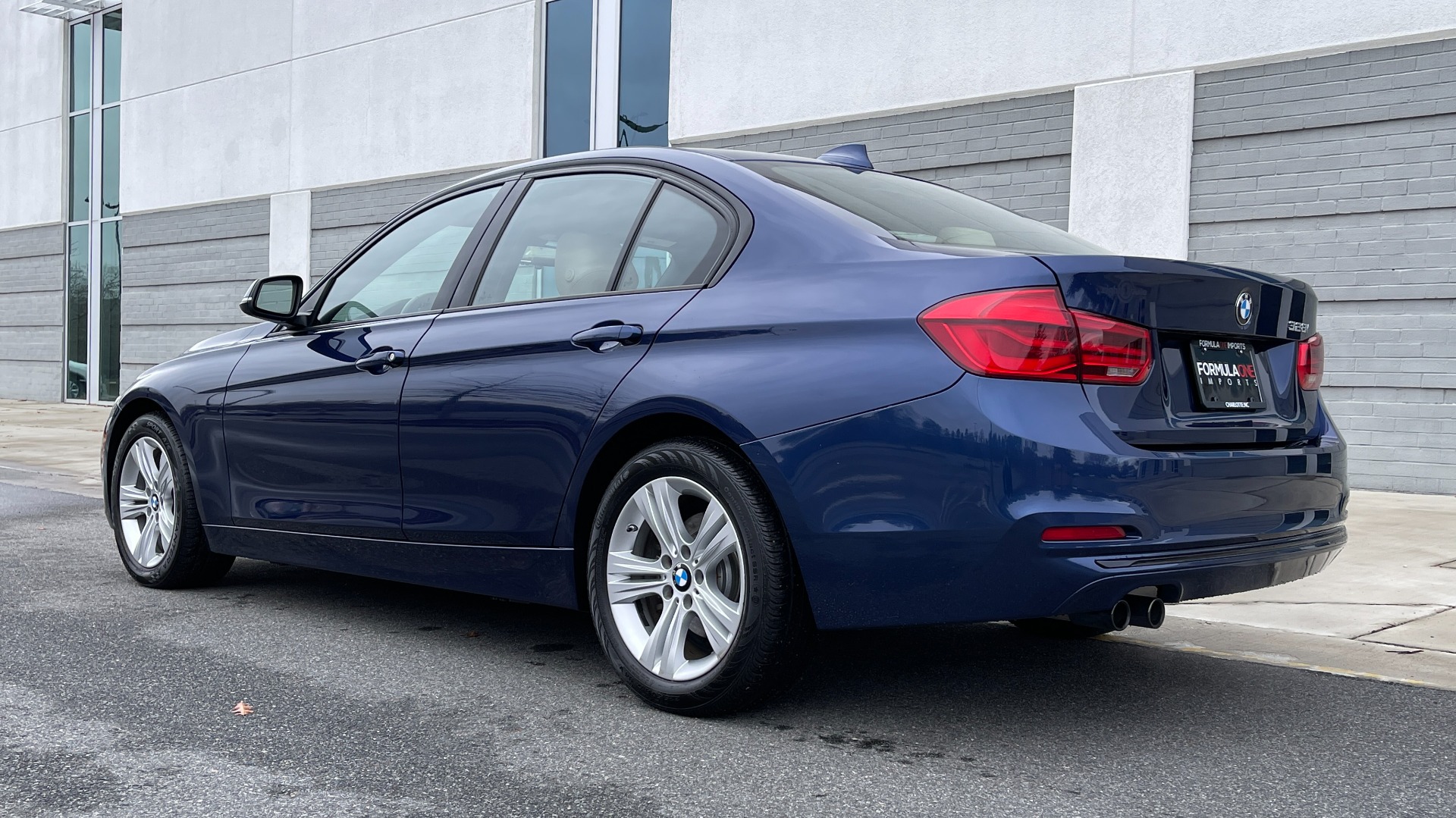 Used 2016 BMW 3 SERIES 328I PREMIUM 2.0L SEDAN / NAV / HTD STS / SUNROOF / SAT RADIO / 17IN WHEELS for sale Sold at Formula Imports in Charlotte NC 28227 6