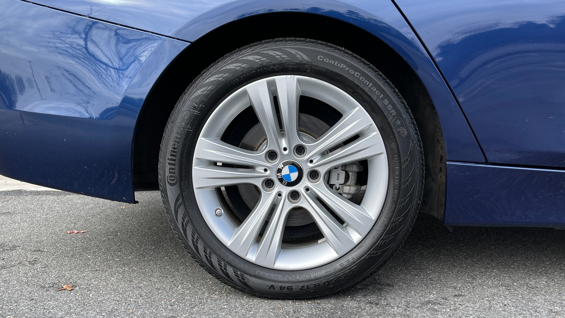 Used 2016 BMW 3 SERIES 328I PREMIUM 2.0L SEDAN / NAV / HTD STS / SUNROOF / SAT RADIO / 17IN WHEELS for sale Sold at Formula Imports in Charlotte NC 28227 71