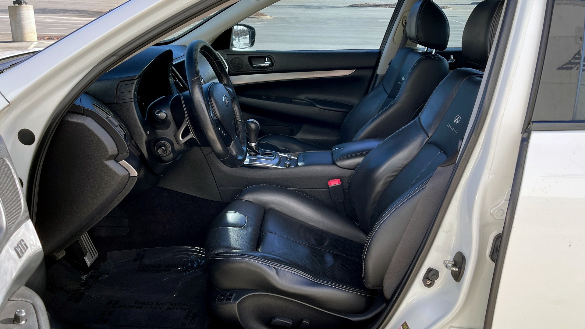 Used 2012 INFINITI G37 SEDAN JOURNEY RWD / 3.7L / 7-SPD AUTO / PREMIUM / SPORT / NAV for sale Sold at Formula Imports in Charlotte NC 28227 29