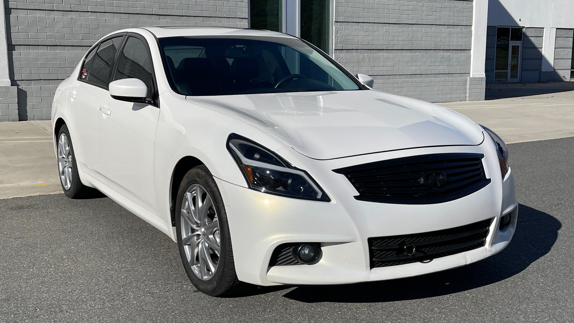 Used 2012 INFINITI G37 SEDAN JOURNEY RWD / 3.7L / 7-SPD AUTO / PREMIUM / SPORT / NAV for sale Sold at Formula Imports in Charlotte NC 28227 7