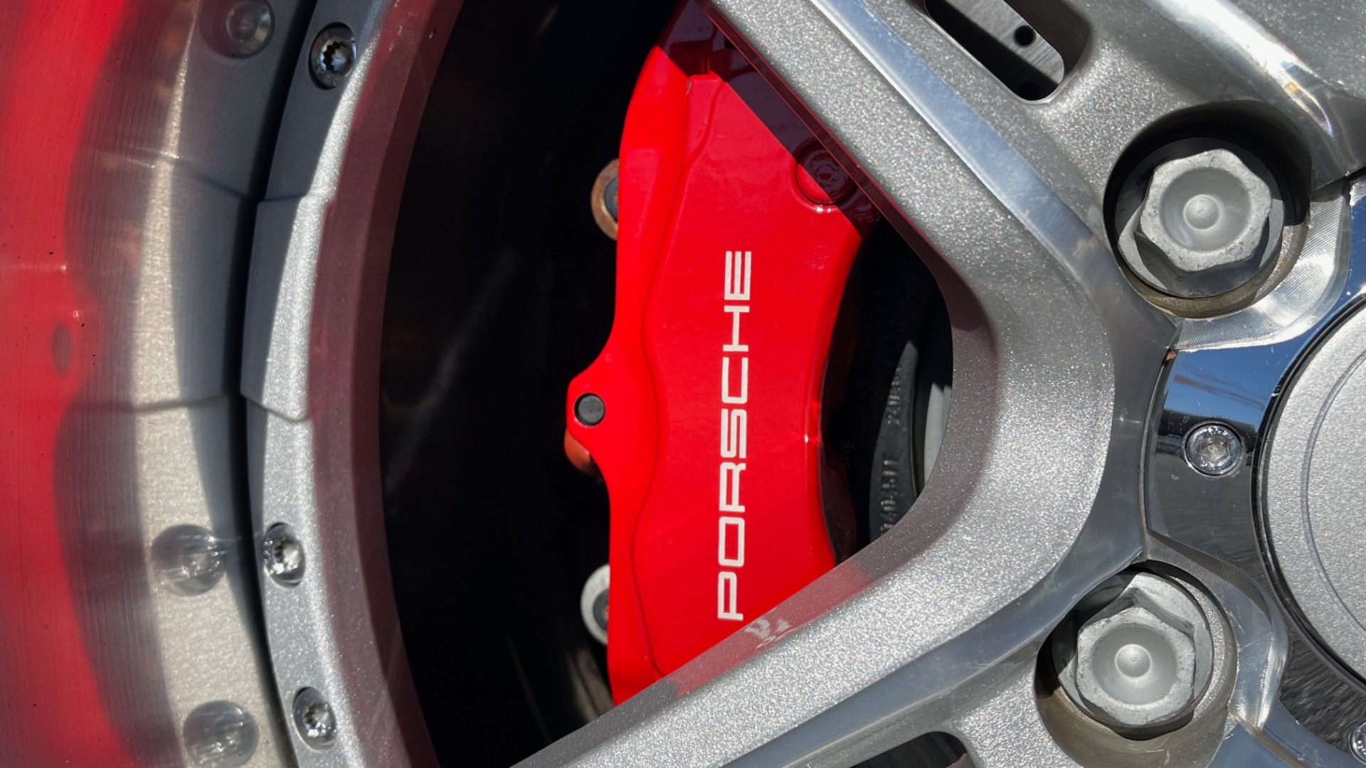Used 2007 Porsche 911 CARRERA 4S / 3.8L H6 / 6-SPD MANUAL / HTD STS / SPORT CHRONO / BODY KIT for sale Sold at Formula Imports in Charlotte NC 28227 13