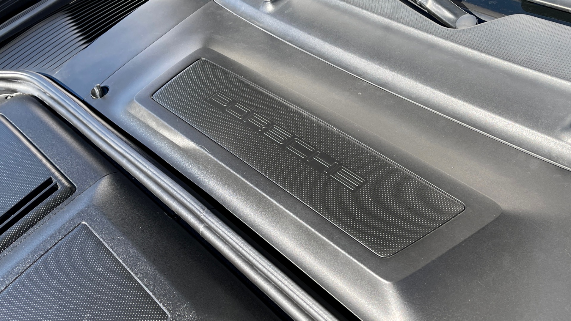 Used 2007 Porsche 911 CARRERA 4S / 3.8L H6 / 6-SPD MANUAL / HTD STS / SPORT CHRONO / BODY KIT for sale Sold at Formula Imports in Charlotte NC 28227 17