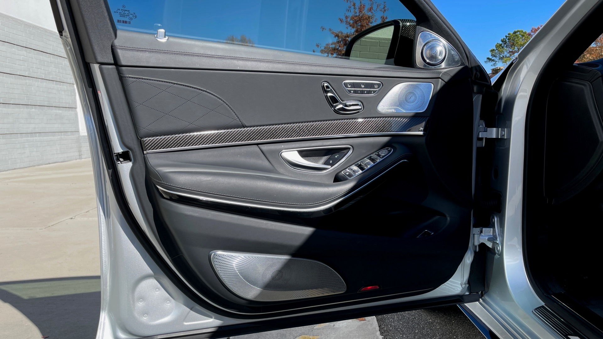 Used 2016 Mercedes-Benz S-CLASS AMG S 63 / EXCLUSIVE TRIM PKG / NIGHT VIEW / DRVR ASST / HUD / BURMESTER for sale Sold at Formula Imports in Charlotte NC 28227 27