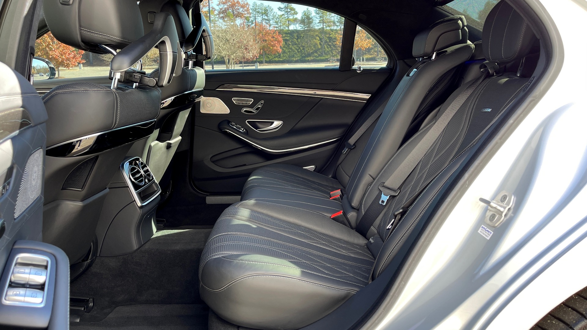 Used 2016 Mercedes-Benz S-CLASS AMG S 63 / EXCLUSIVE TRIM PKG / NIGHT VIEW / DRVR ASST / HUD / BURMESTER for sale Sold at Formula Imports in Charlotte NC 28227 55