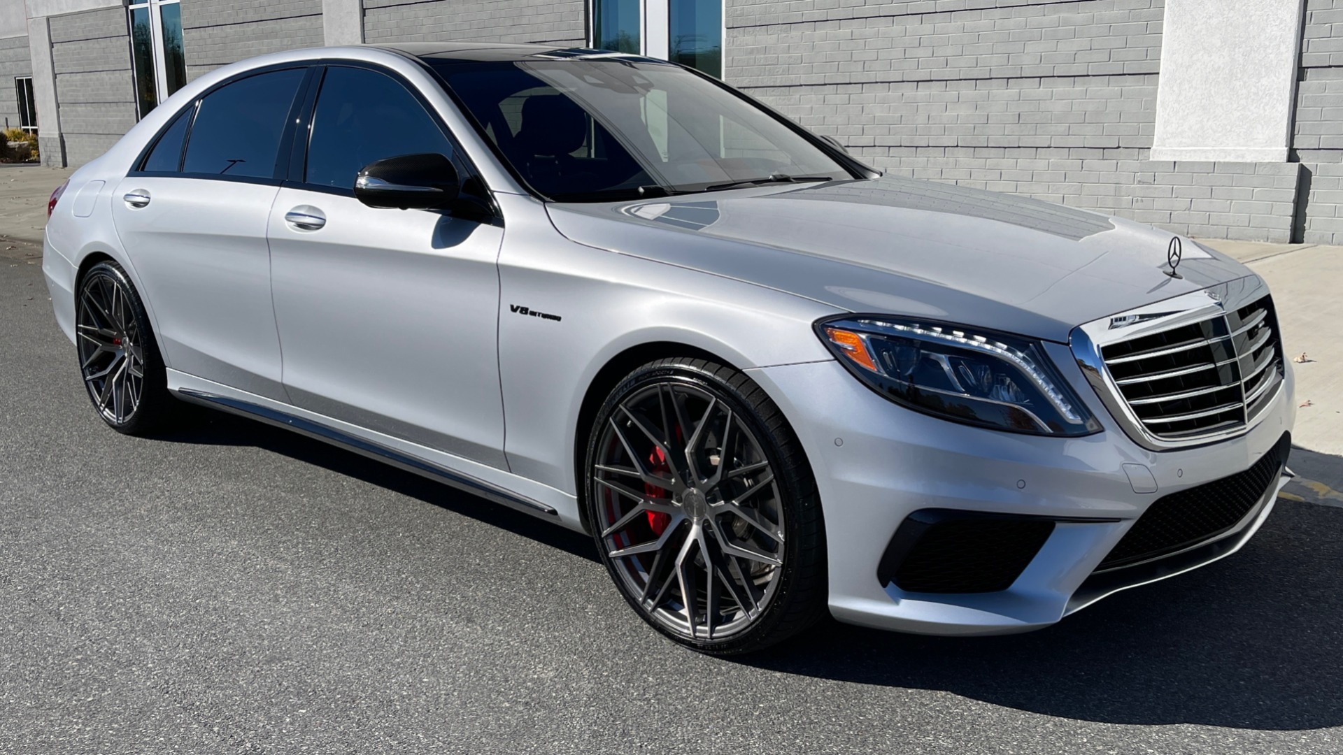 Used 2016 Mercedes-Benz S-CLASS AMG S 63 / EXCLUSIVE TRIM PKG / NIGHT VIEW / DRVR ASST / HUD / BURMESTER for sale $83,995 at Formula Imports in Charlotte NC 28227 7