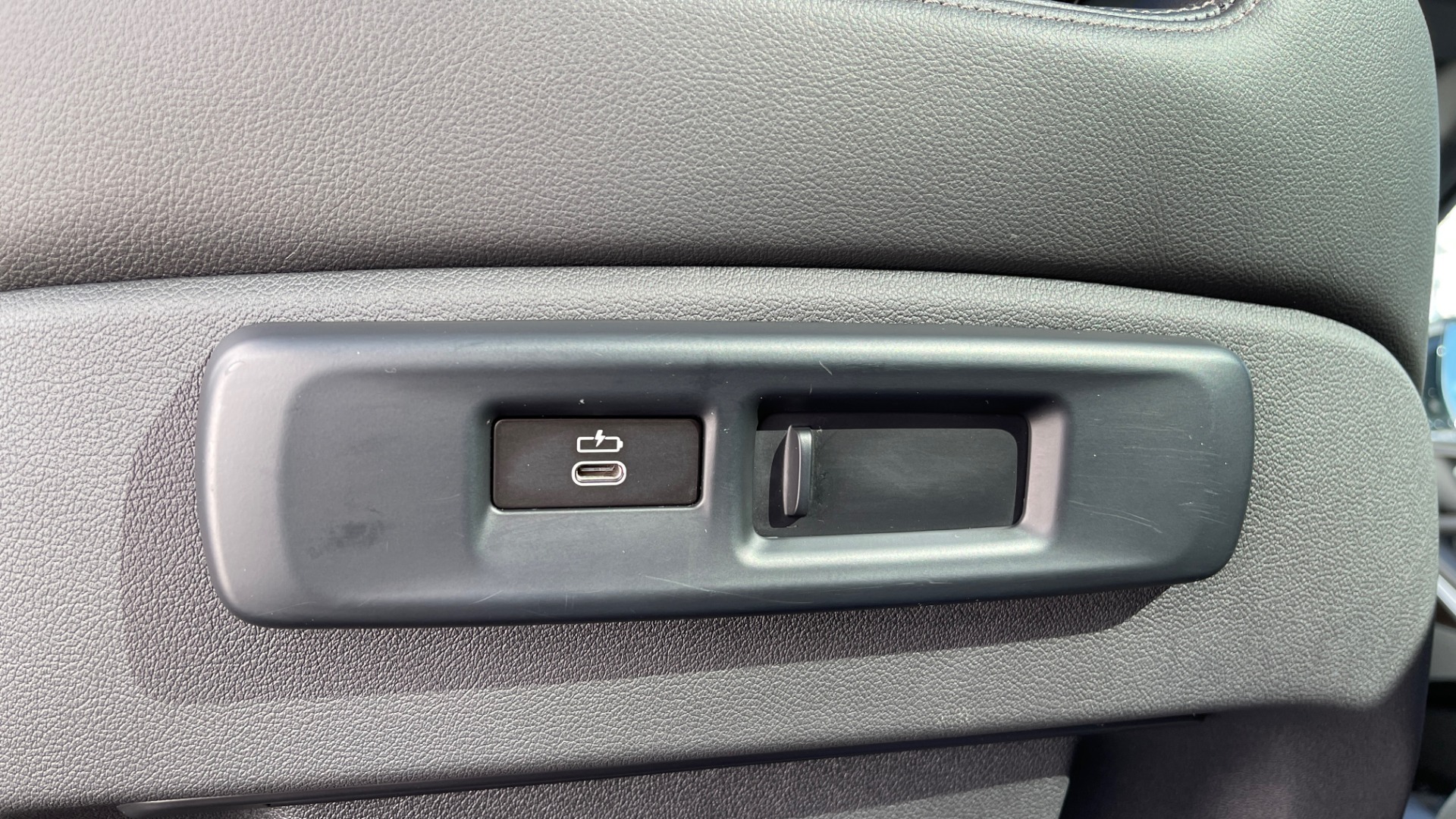 Used 2019 BMW X5 XDRIVE40I / CONVENIENCE PKG / REMOTE START / TOWING / H/K SND / REARVIEW for sale $58,195 at Formula Imports in Charlotte NC 28227 48