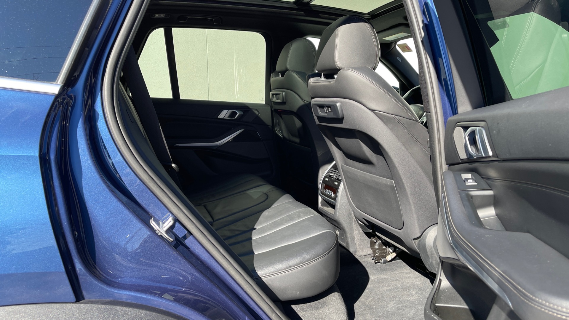 Used 2019 BMW X5 xDrive40i for sale Sold at Formula Imports in Charlotte NC 28227 53