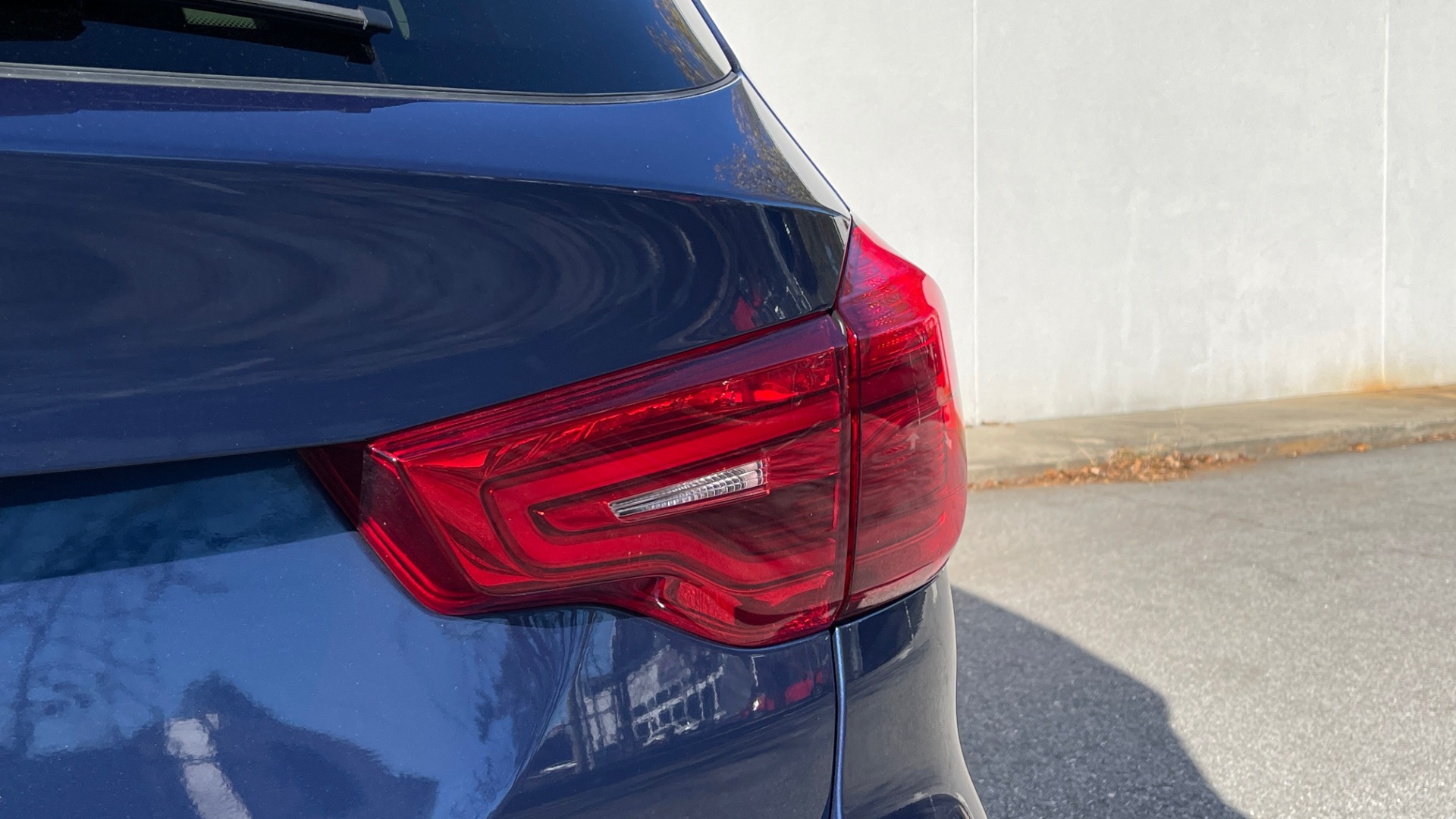Used 2018 BMW X3 XDRIVE30I / PDC / PANO-ROOF / HTD STS & STRNG WHEEL / REAVIEW for sale Sold at Formula Imports in Charlotte NC 28227 23