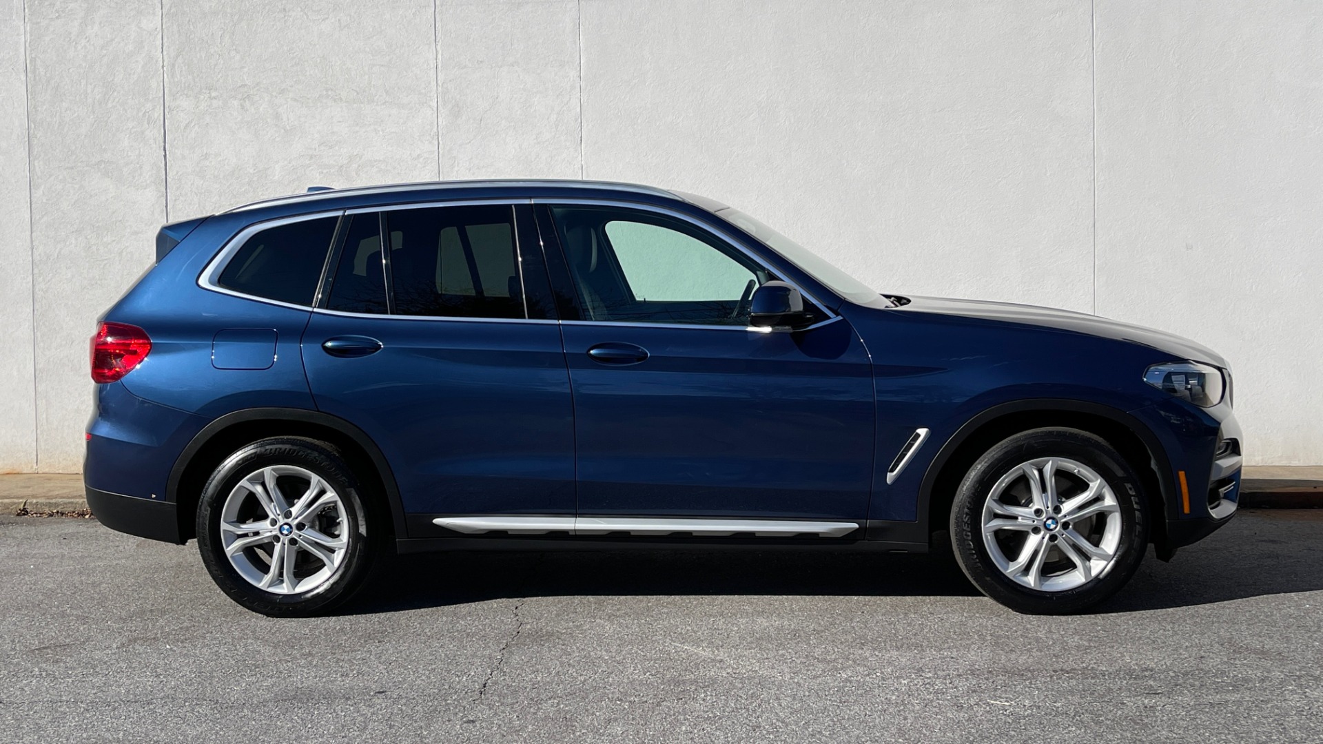 Used 2018 BMW X3 XDRIVE30I / PDC / PANO-ROOF / HTD STS & STRNG WHEEL / REAVIEW for sale $37,899 at Formula Imports in Charlotte NC 28227 26