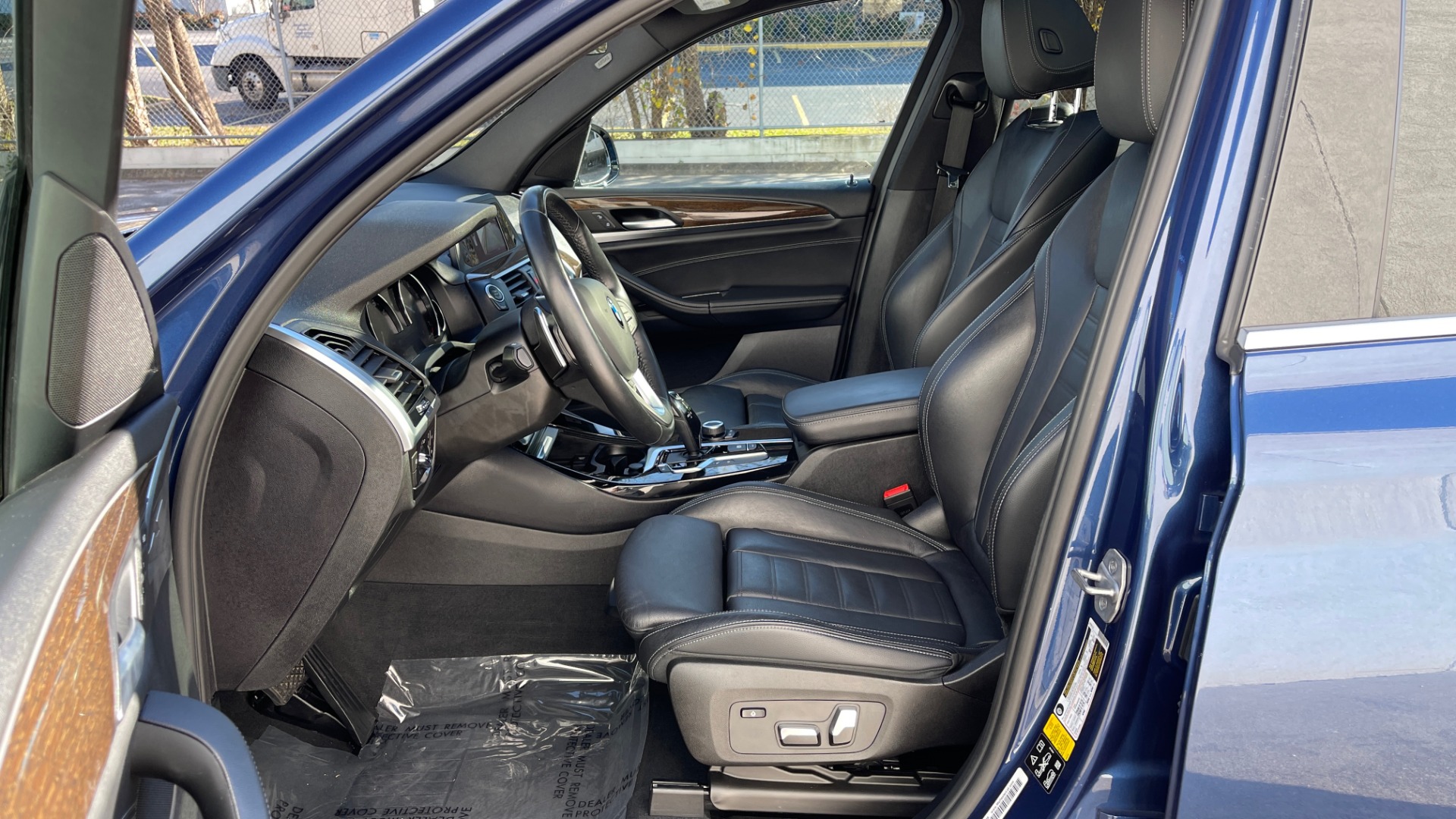 Used 2018 BMW X3 XDRIVE30I / PDC / PANO-ROOF / HTD STS & STRNG WHEEL / REAVIEW for sale Sold at Formula Imports in Charlotte NC 28227 30
