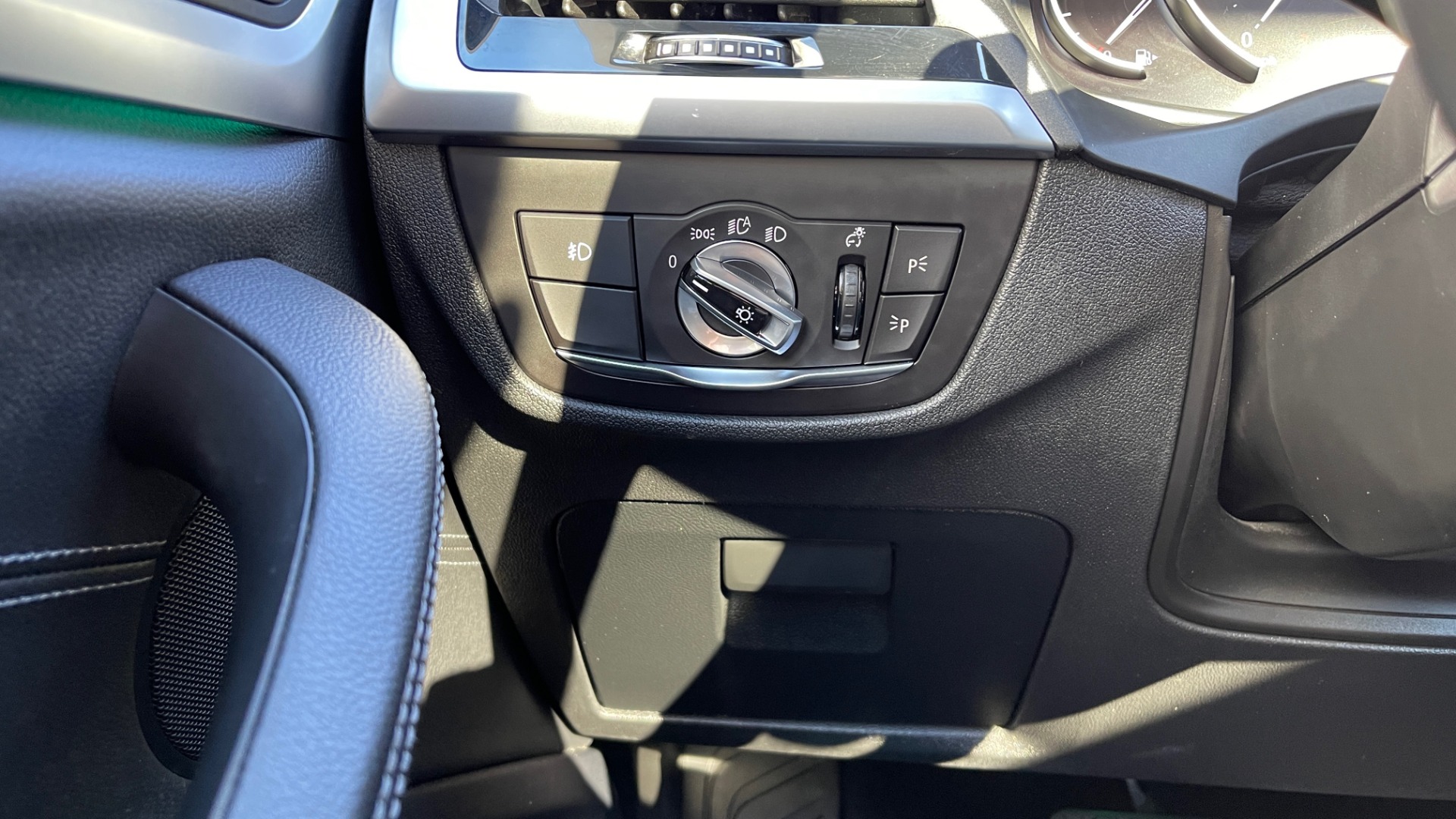 Used 2018 BMW X3 XDRIVE30I / PDC / PANO-ROOF / HTD STS & STRNG WHEEL / REAVIEW for sale Sold at Formula Imports in Charlotte NC 28227 31