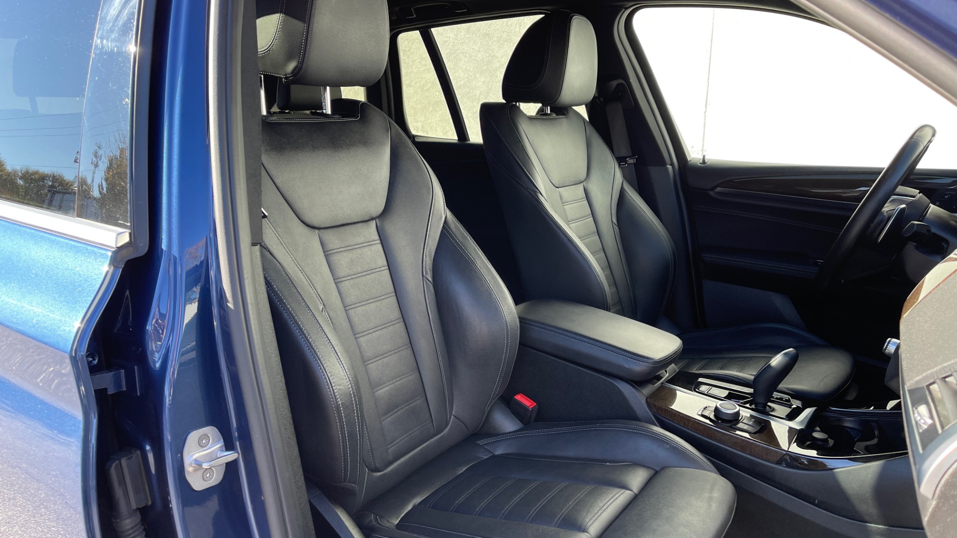 Used 2018 BMW X3 XDRIVE30I / PDC / PANO-ROOF / HTD STS & STRNG WHEEL / REAVIEW for sale $37,899 at Formula Imports in Charlotte NC 28227 60