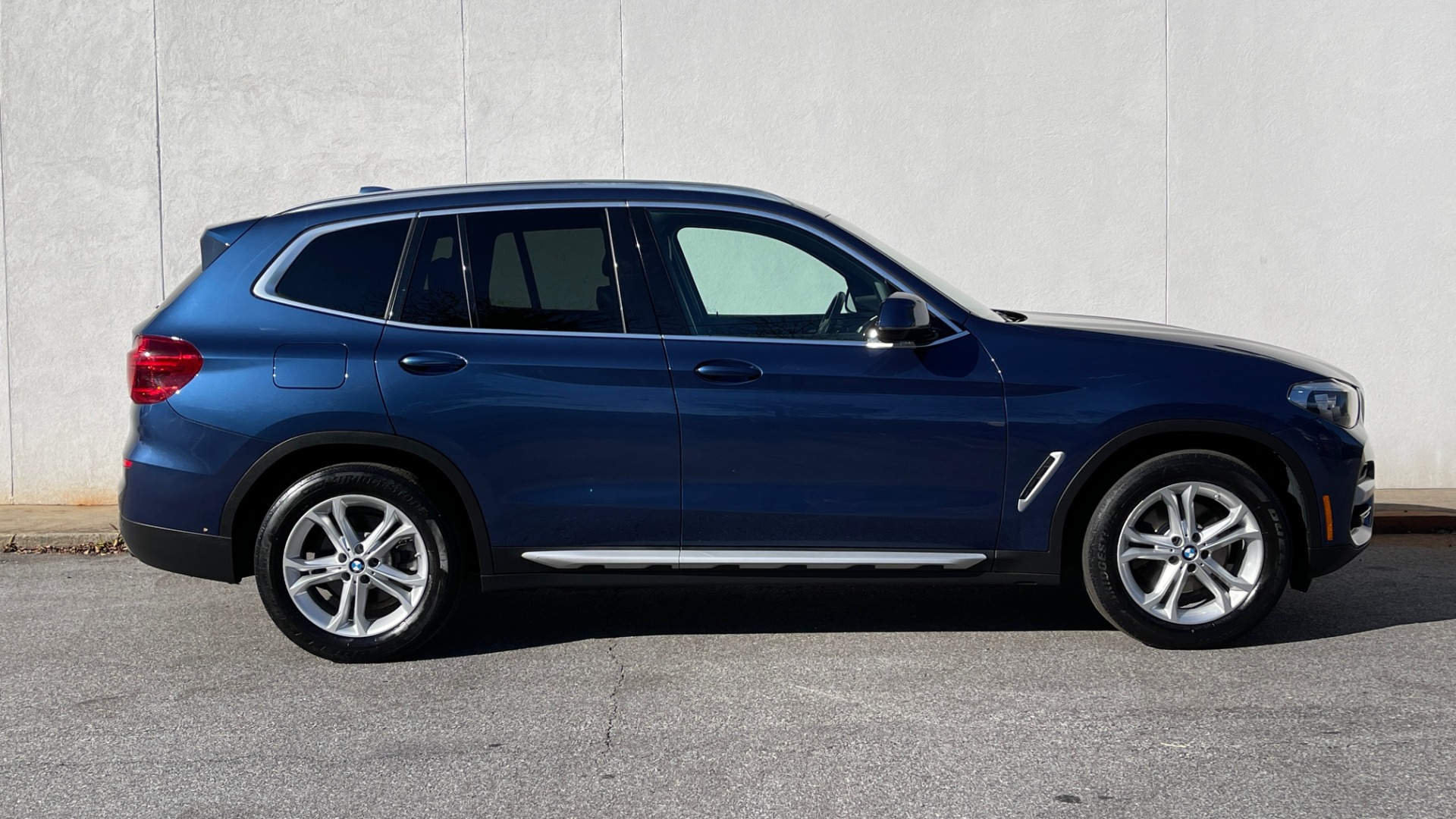 Used 2018 BMW X3 XDRIVE30I / PDC / PANO-ROOF / HTD STS & STRNG WHEEL / REAVIEW for sale $37,899 at Formula Imports in Charlotte NC 28227 7