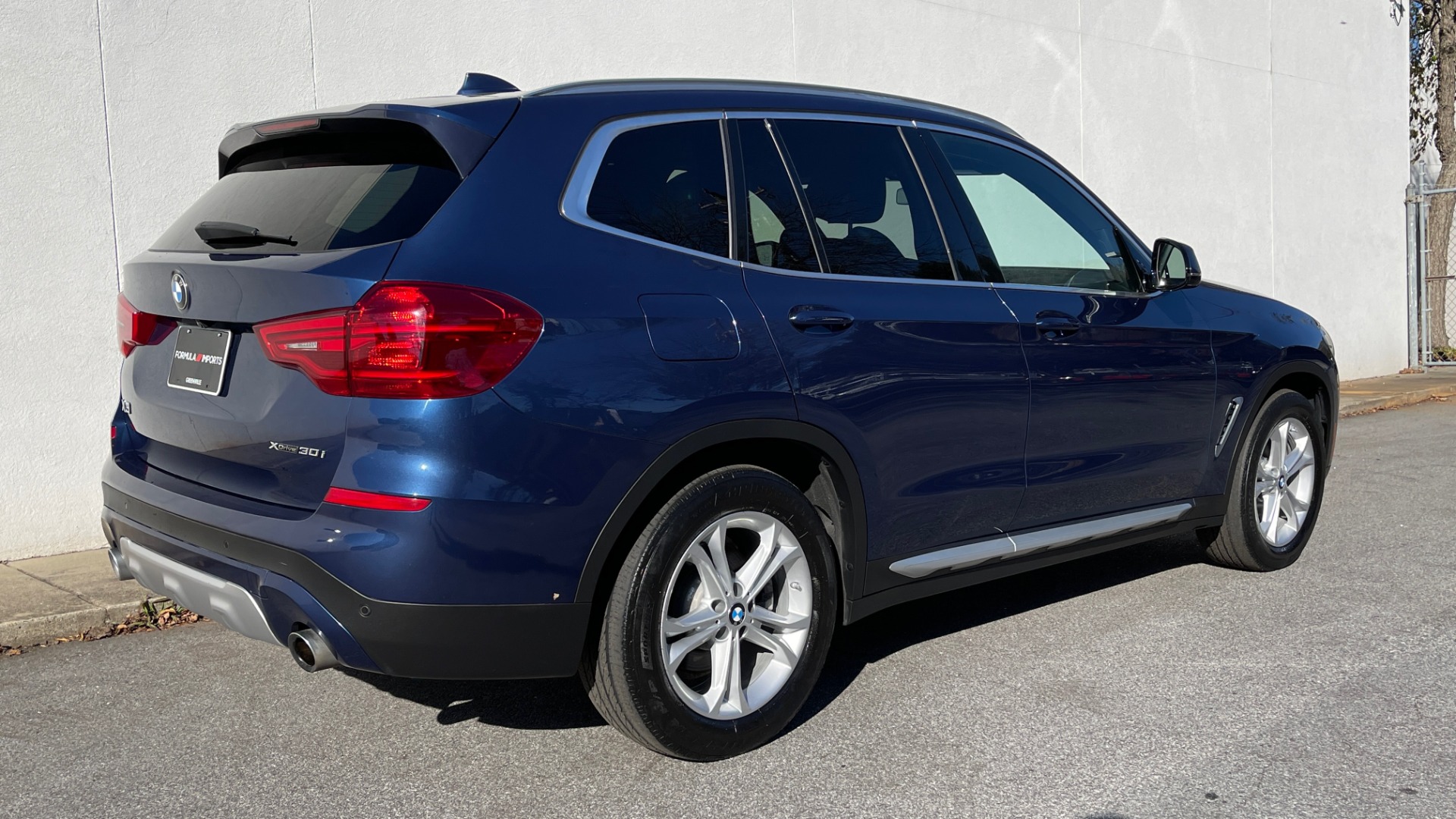 Used 2018 BMW X3 XDRIVE30I / PDC / PANO-ROOF / HTD STS & STRNG WHEEL / REAVIEW for sale Sold at Formula Imports in Charlotte NC 28227 8