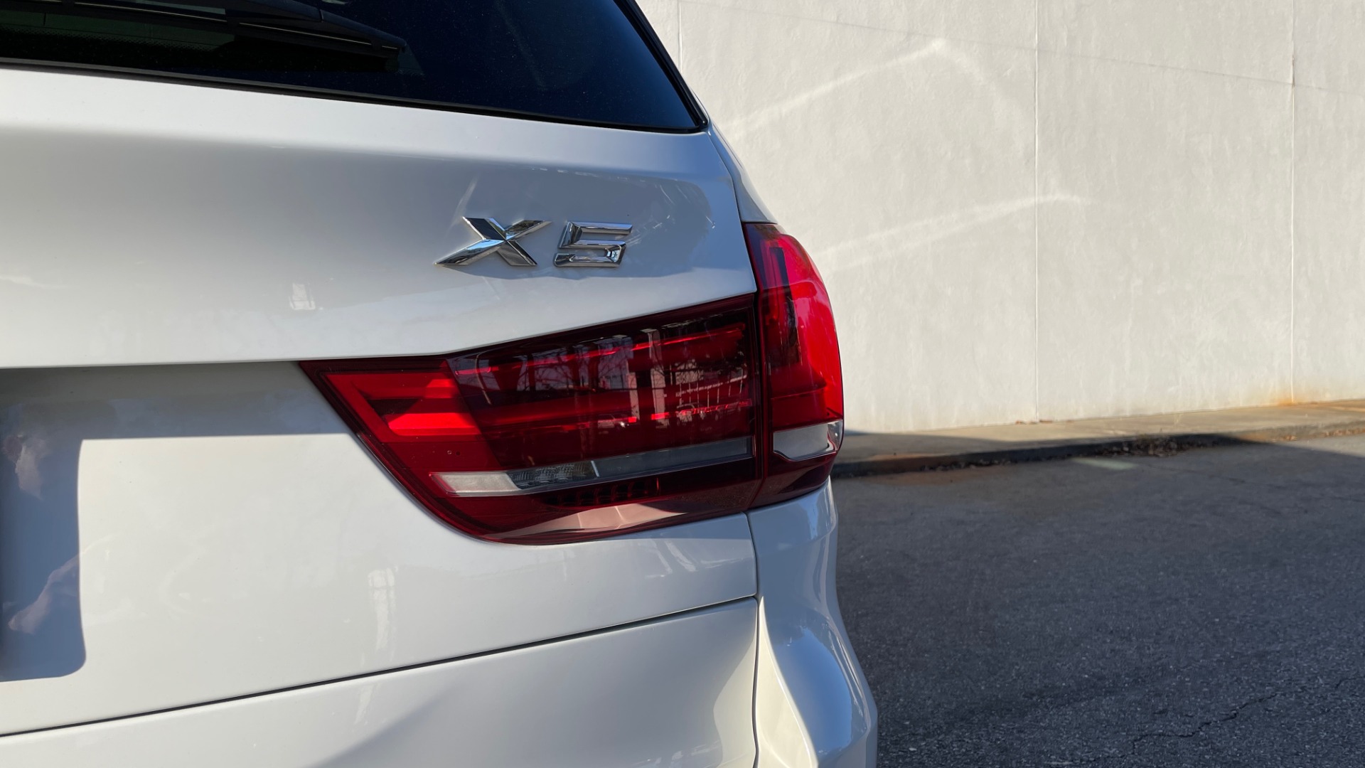 Used 2018 BMW X5 xDrive35i for sale Sold at Formula Imports in Charlotte NC 28227 26