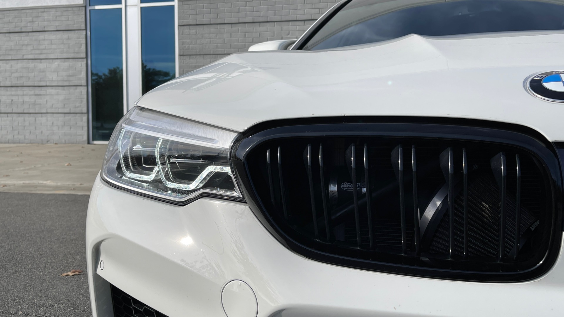 Used 2018 BMW M5 DRVR ASST PLUS / EXEC PKG / MCCB / B&W SND / ENTERTAINMENT for sale Sold at Formula Imports in Charlotte NC 28227 17