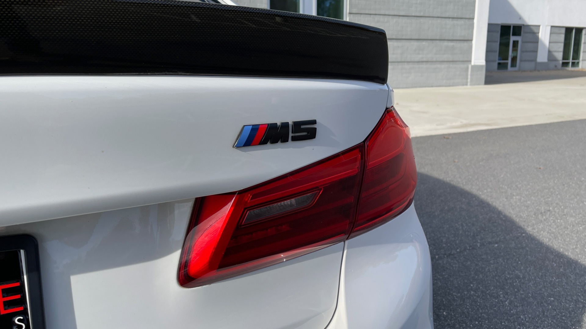Used 2018 BMW M5 DRVR ASST PLUS / EXEC PKG / MCCB / B&W SND / ENTERTAINMENT for sale Sold at Formula Imports in Charlotte NC 28227 30