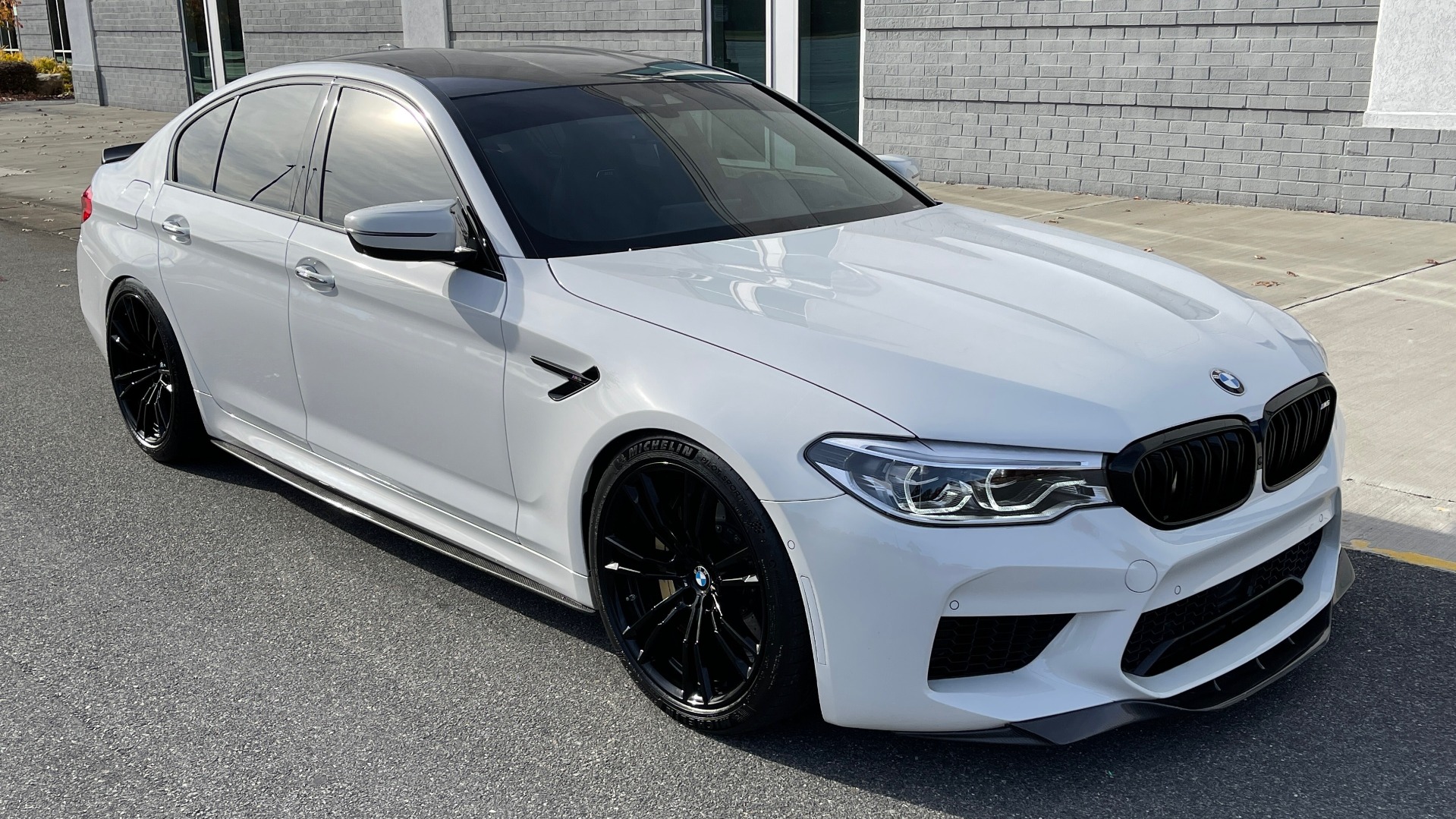 Used 2018 BMW M5 DRVR ASST PLUS / EXEC PKG / MCCB / B&W SND / ENTERTAINMENT for sale Sold at Formula Imports in Charlotte NC 28227 6
