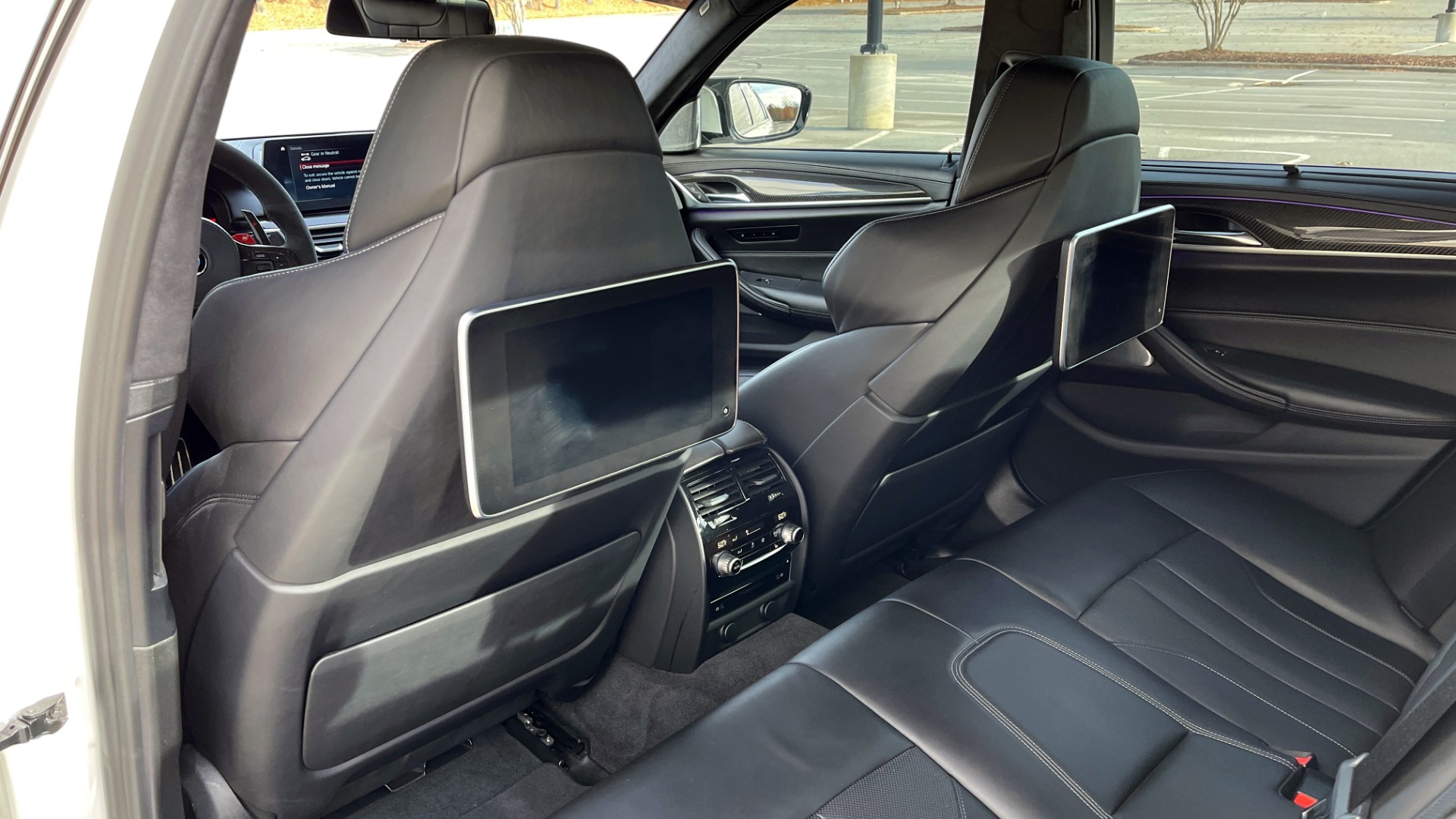 Used 2018 BMW M5 DRVR ASST PLUS / EXEC PKG / MCCB / B&W SND / ENTERTAINMENT for sale Sold at Formula Imports in Charlotte NC 28227 61