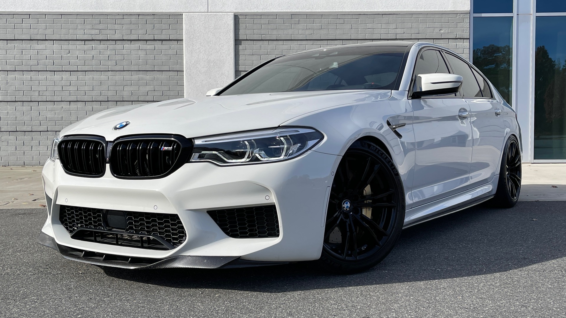 Used 2018 BMW M5 DRVR ASST PLUS / EXEC PKG / MCCB / B&W SND / ENTERTAINMENT for sale Sold at Formula Imports in Charlotte NC 28227 1