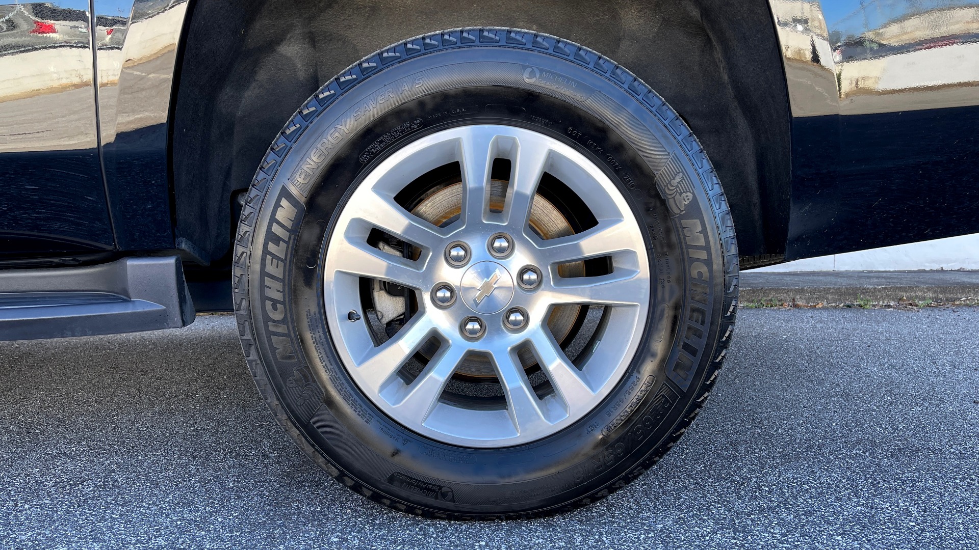 Used 2019 Chevrolet SUBURBAN LT 4X4 / 5.3L V8 / NAV / BOSE / HTD STS / 3-ROW / TOW / REARVIEW for sale Sold at Formula Imports in Charlotte NC 28227 66