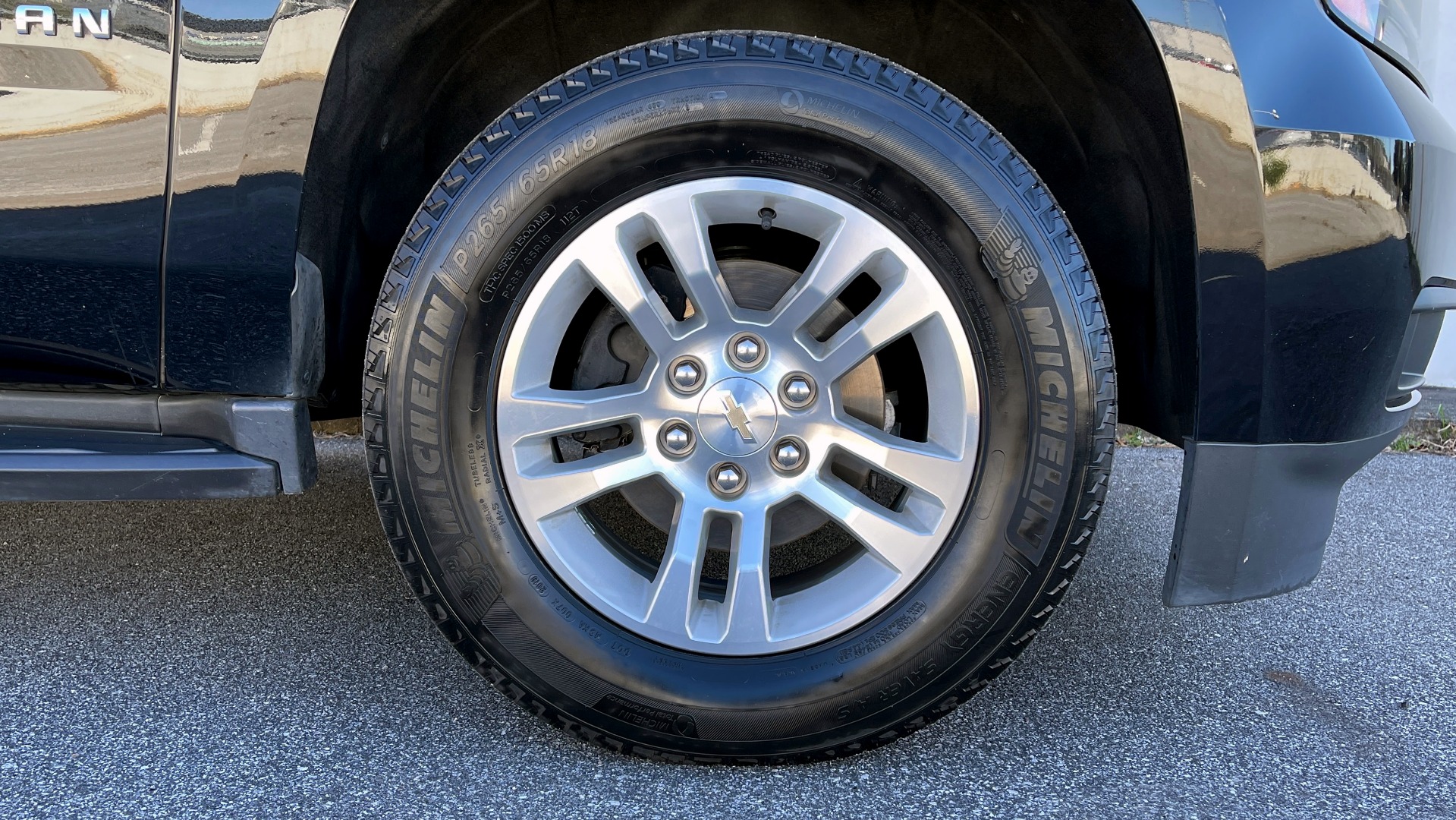Used 2019 Chevrolet SUBURBAN LT 4X4 / 5.3L V8 / NAV / BOSE / HTD STS / 3-ROW / TOW / REARVIEW for sale Sold at Formula Imports in Charlotte NC 28227 68