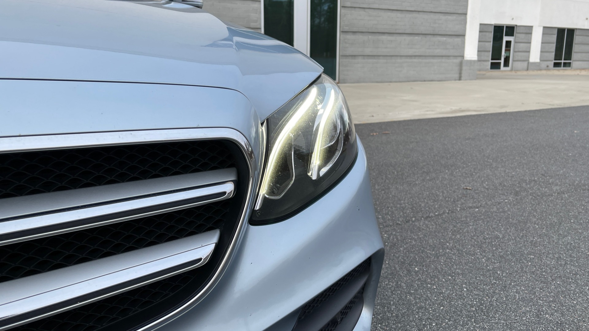 Used 2018 Mercedes-Benz E-CLASS E 300 PREMIUM / NAV / SUNROOF / BURMESTER / PARK ASST / REARVIEW for sale Sold at Formula Imports in Charlotte NC 28227 16