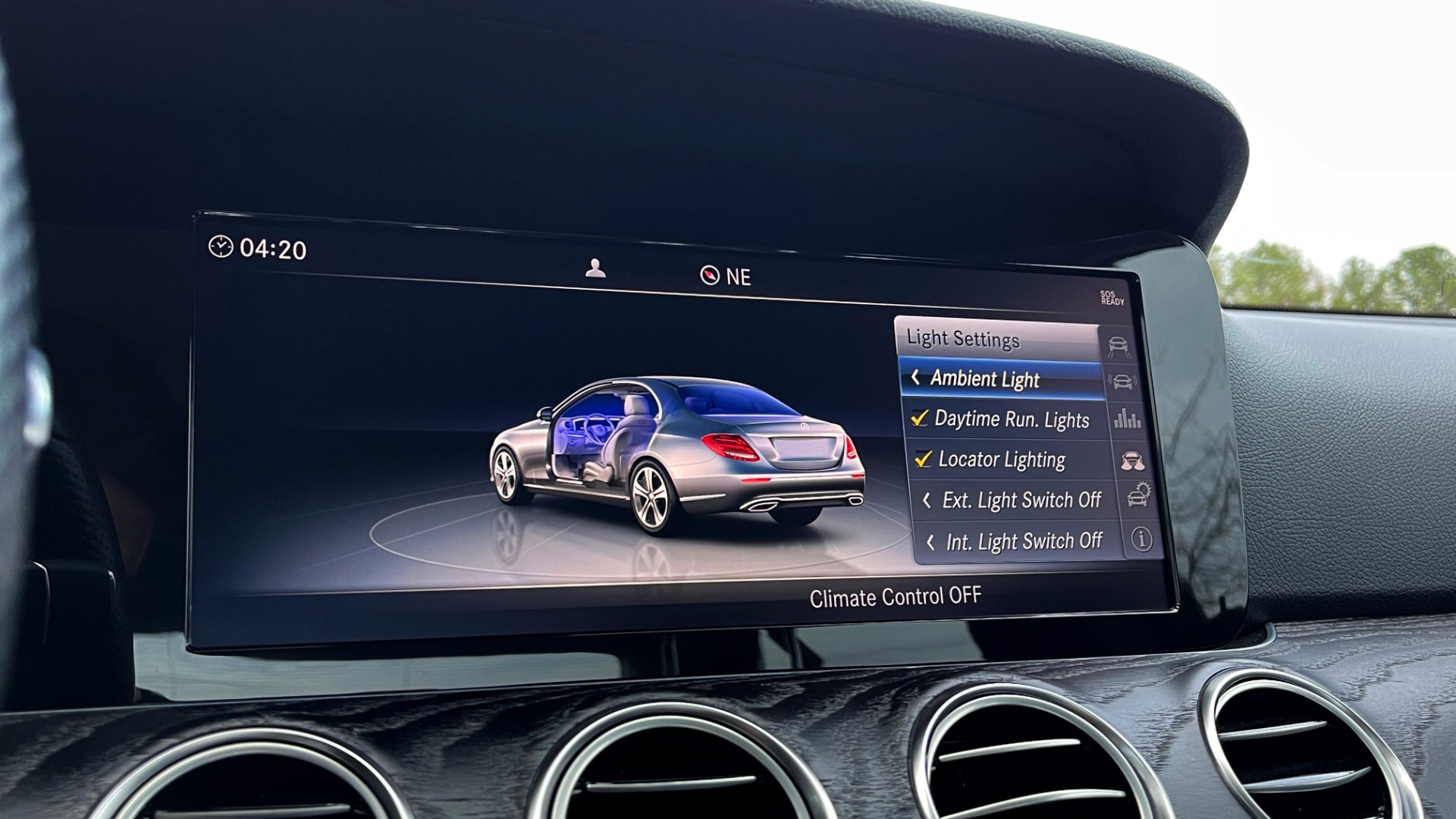 Used 2018 Mercedes-Benz E-CLASS E 300 PREMIUM / NAV / SUNROOF / BURMESTER / PARK ASST / REARVIEW for sale Sold at Formula Imports in Charlotte NC 28227 30