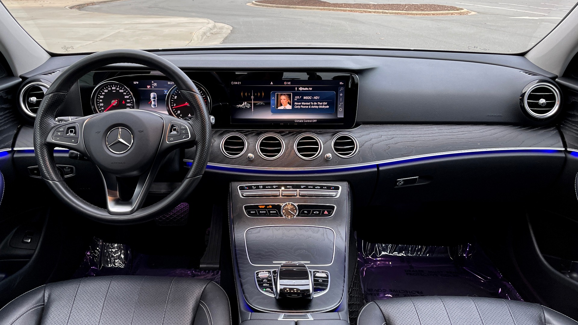 Used 2018 Mercedes-Benz E-CLASS E 300 PREMIUM / NAV / SUNROOF / BURMESTER / PARK ASST / REARVIEW for sale Sold at Formula Imports in Charlotte NC 28227 43