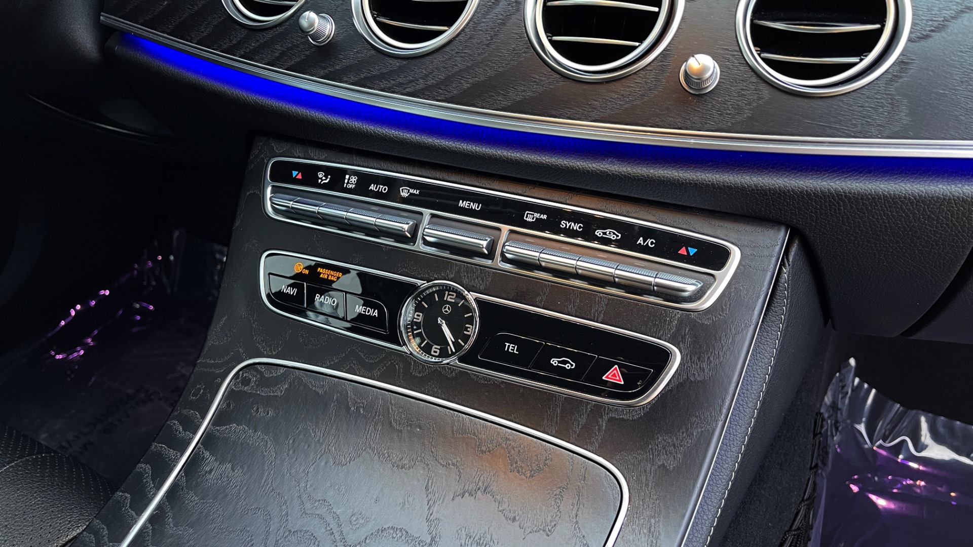 Used 2018 Mercedes-Benz E-CLASS E 300 PREMIUM / NAV / SUNROOF / BURMESTER / PARK ASST / REARVIEW for sale Sold at Formula Imports in Charlotte NC 28227 56