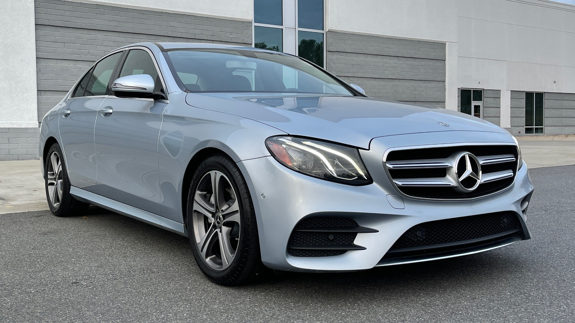 Used 2018 Mercedes-Benz E-CLASS E 300 PREMIUM / NAV / SUNROOF / BURMESTER / PARK ASST / REARVIEW for sale Sold at Formula Imports in Charlotte NC 28227 8