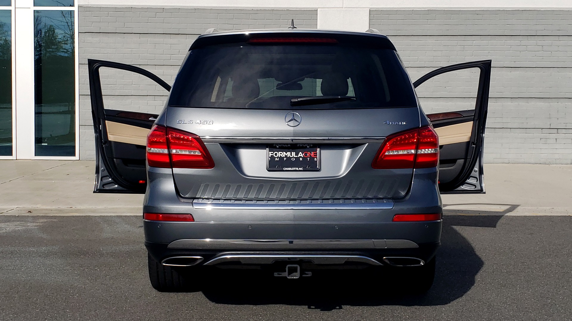 Used 2018 Mercedes-Benz GLS 450 4MATIC PREMIUM / PARK ASST / NAV / PANO-ROOF / 3-ROW / REARVIEW for sale Sold at Formula Imports in Charlotte NC 28227 33