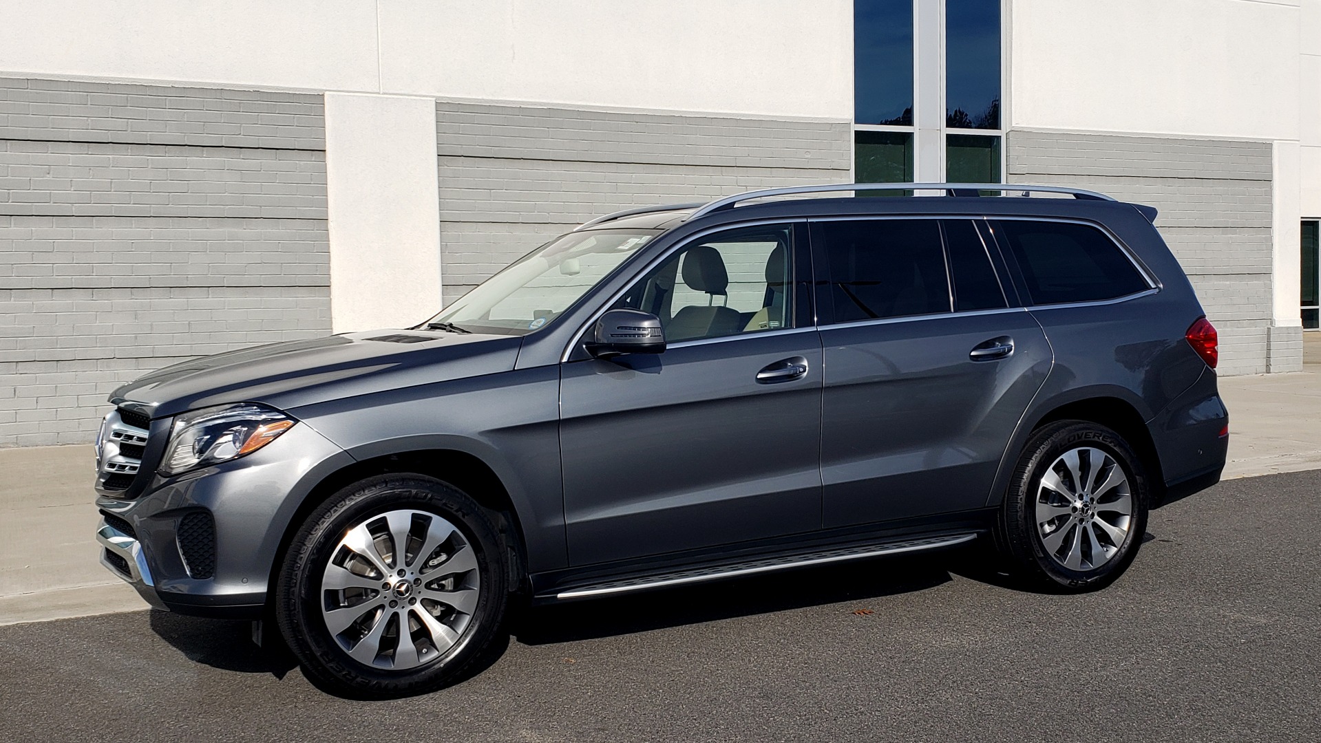 Used 2018 Mercedes-Benz GLS 450 4MATIC PREMIUM / PARK ASST / NAV / PANO-ROOF / 3-ROW / REARVIEW for sale Sold at Formula Imports in Charlotte NC 28227 4