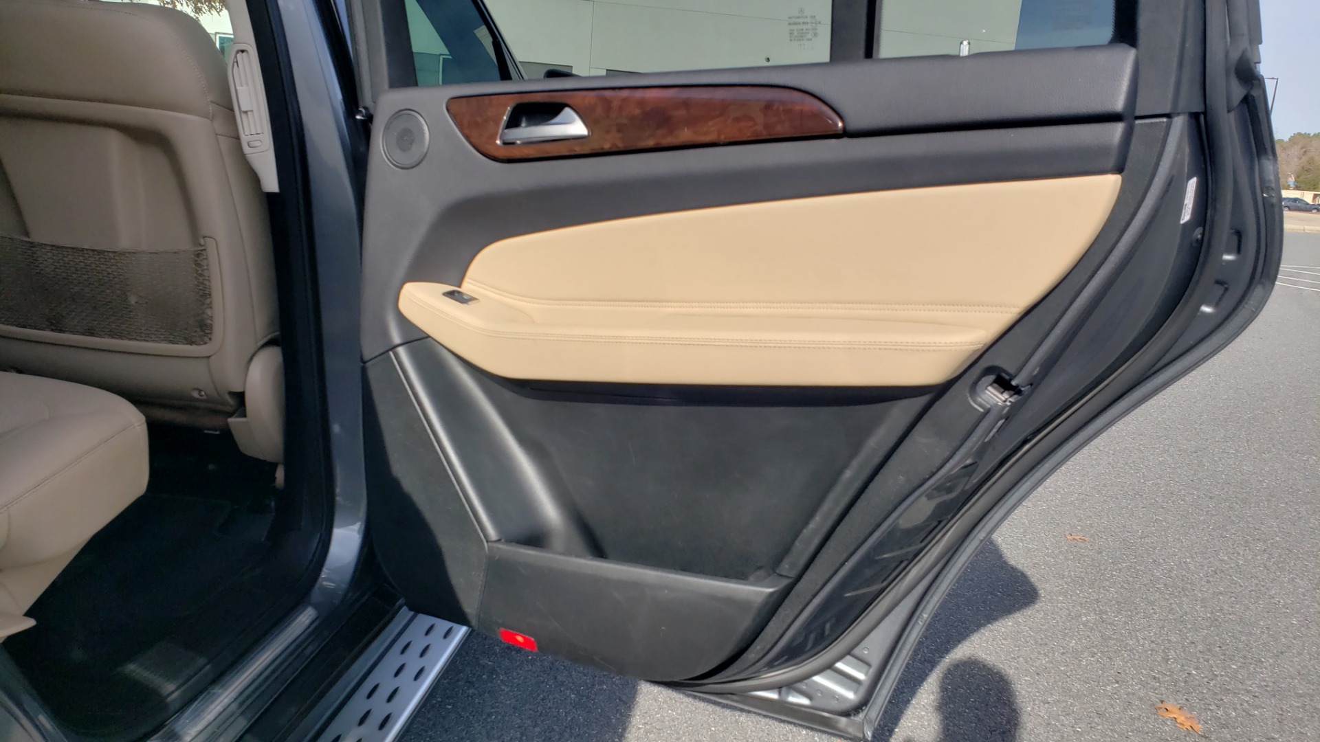 Used 2018 Mercedes-Benz GLS 450 4MATIC PREMIUM / PARK ASST / NAV / PANO-ROOF / 3-ROW / REARVIEW for sale Sold at Formula Imports in Charlotte NC 28227 82