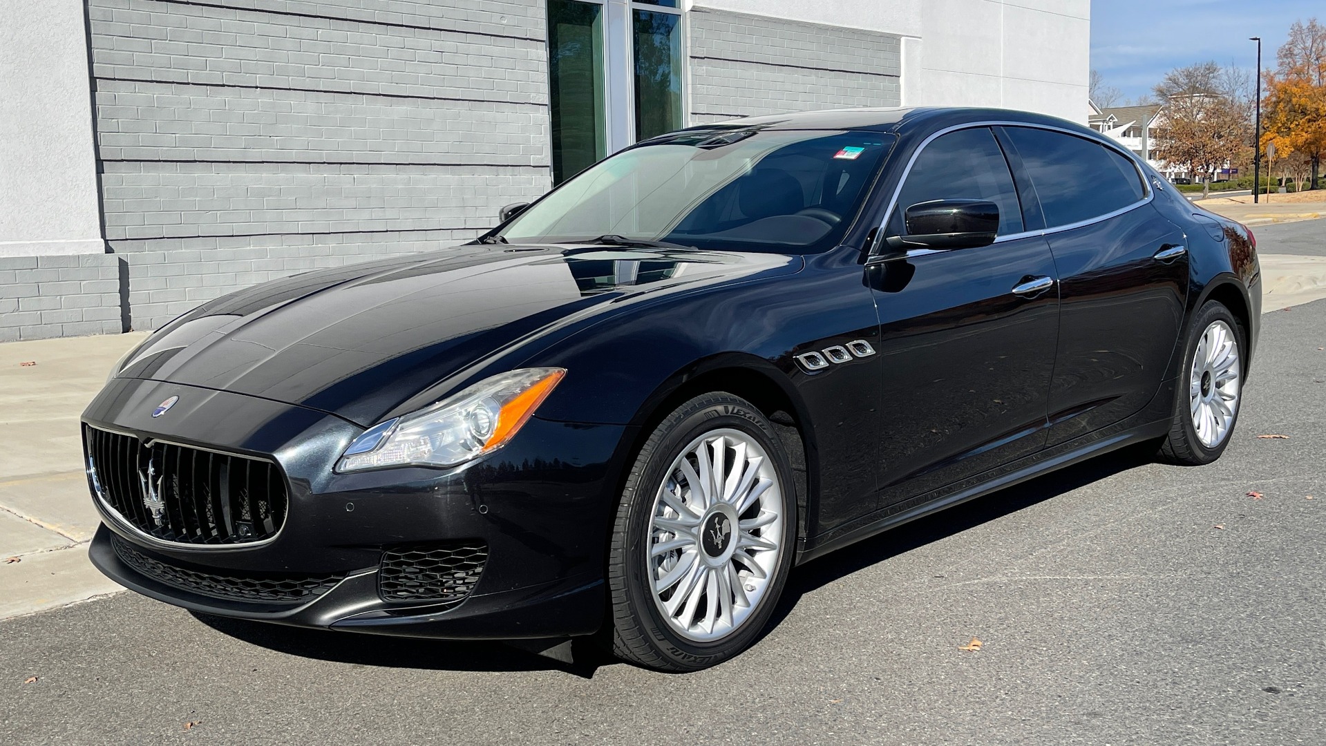Used 2014 Maserati QUATTROPORTE S Q4 3.0L TT V6 / 8-SPD AUTO / AWD / NAV / SUNROOF / REARVIEW for sale Sold at Formula Imports in Charlotte NC 28227 2