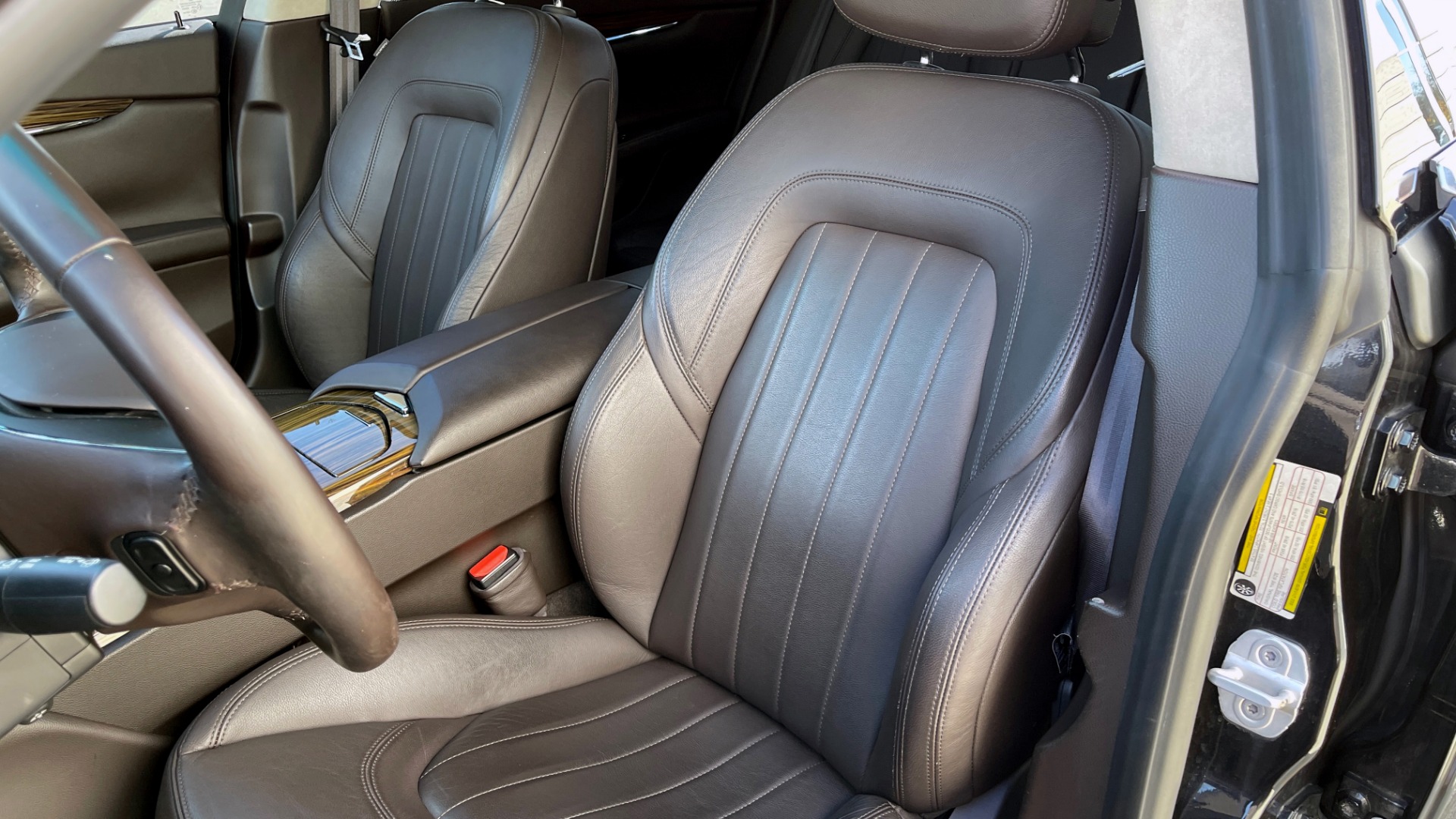 Used 2014 Maserati QUATTROPORTE S Q4 3.0L TT V6 / 8-SPD AUTO / AWD / NAV / SUNROOF / REARVIEW for sale Sold at Formula Imports in Charlotte NC 28227 31