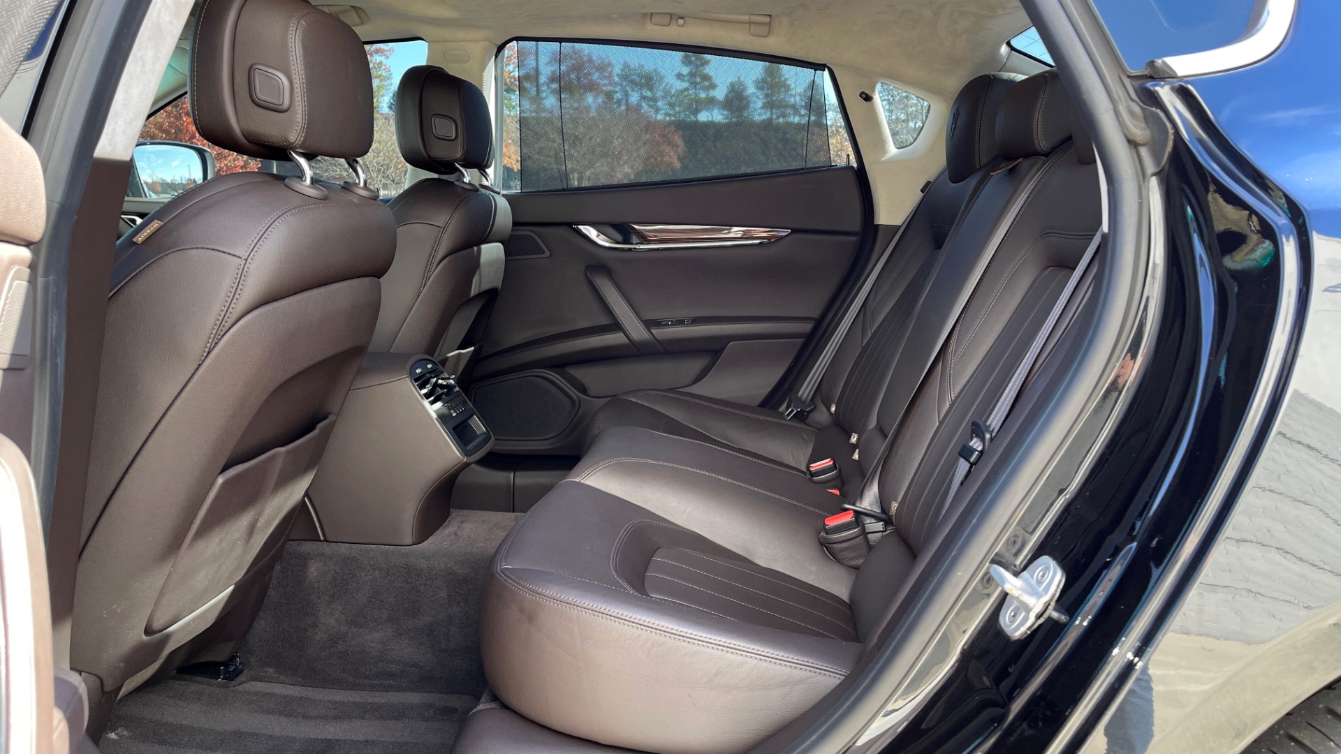 Used 2014 Maserati QUATTROPORTE S Q4 3.0L TT V6 / 8-SPD AUTO / AWD / NAV / SUNROOF / REARVIEW for sale Sold at Formula Imports in Charlotte NC 28227 50