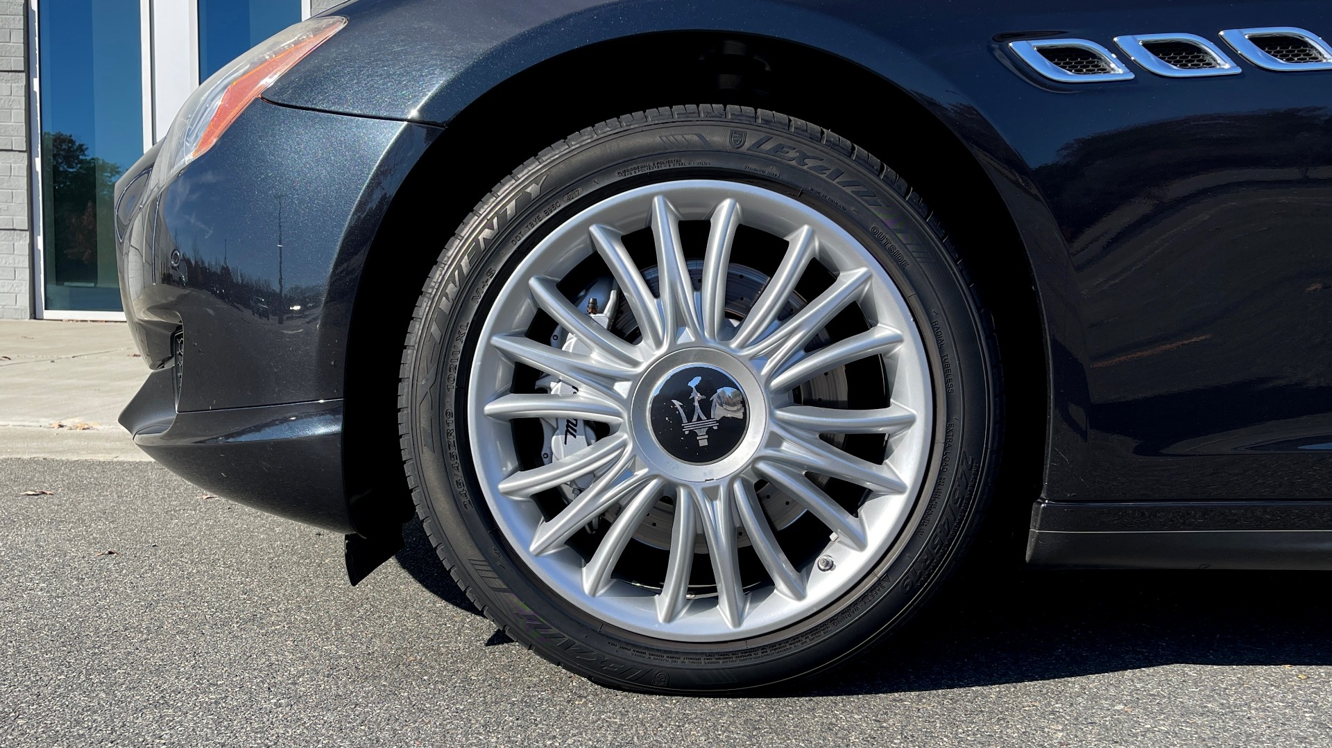 Used 2014 Maserati QUATTROPORTE S Q4 3.0L TT V6 / 8-SPD AUTO / AWD / NAV / SUNROOF / REARVIEW for sale $29,995 at Formula Imports in Charlotte NC 28227 65