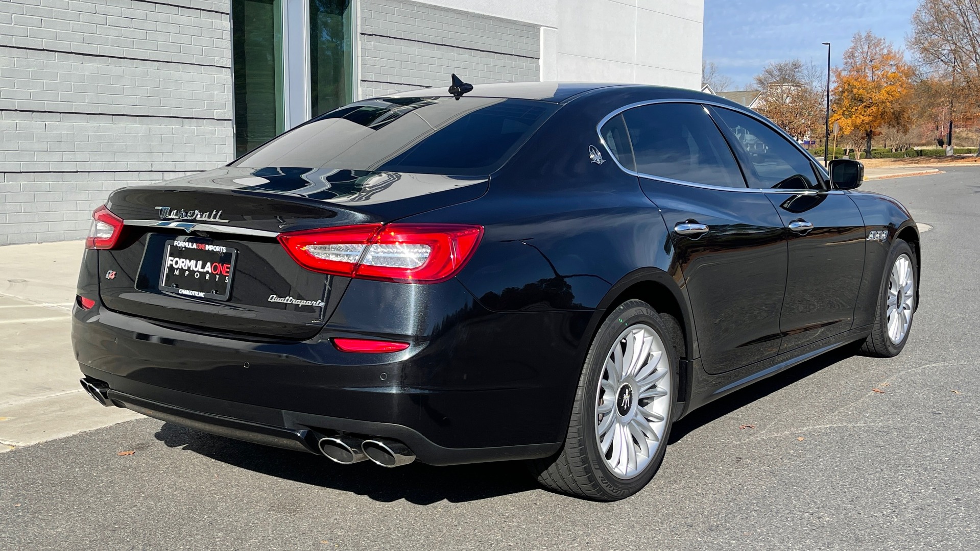 Used 2014 Maserati QUATTROPORTE S Q4 3.0L TT V6 / 8-SPD AUTO / AWD / NAV / SUNROOF / REARVIEW for sale Sold at Formula Imports in Charlotte NC 28227 8