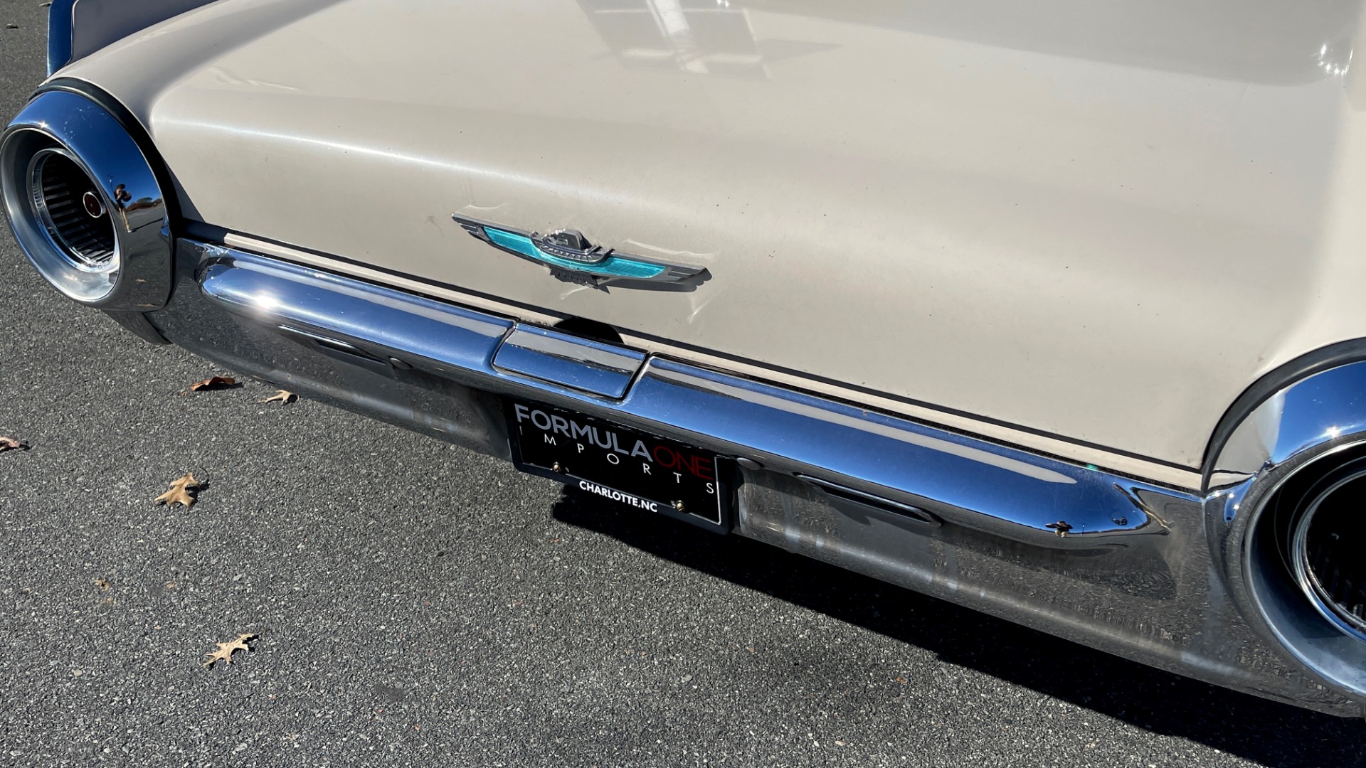 Used 1961 Ford THUNDERBIRD HARDTOP / 390CI V8 / AUTO TRANS / LOW MILEAGE SURVIVOR for sale Sold at Formula Imports in Charlotte NC 28227 39