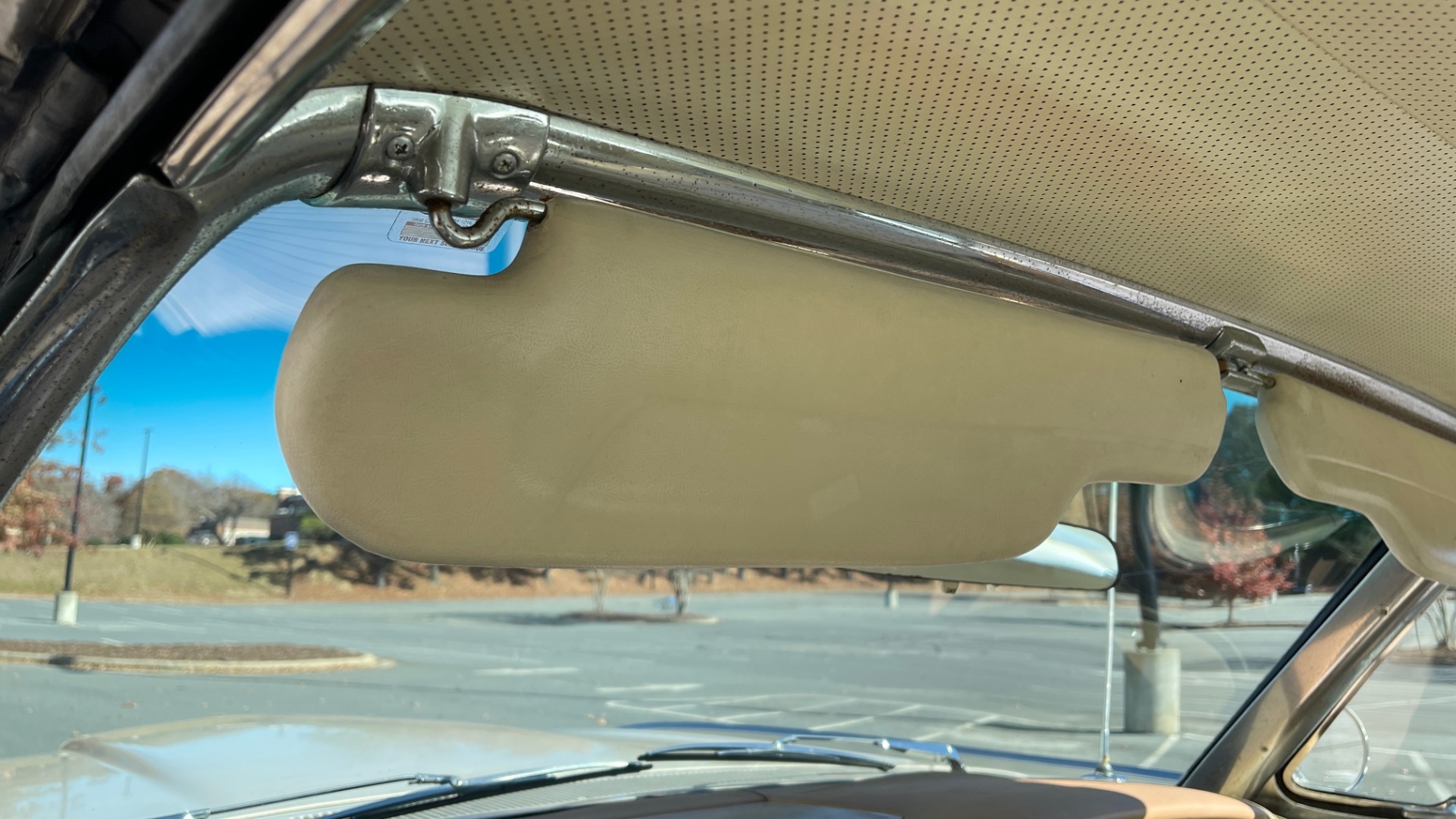 Used 1961 Ford THUNDERBIRD HARDTOP / 390CI V8 / AUTO TRANS / LOW MILEAGE SURVIVOR for sale $19,995 at Formula Imports in Charlotte NC 28227 69