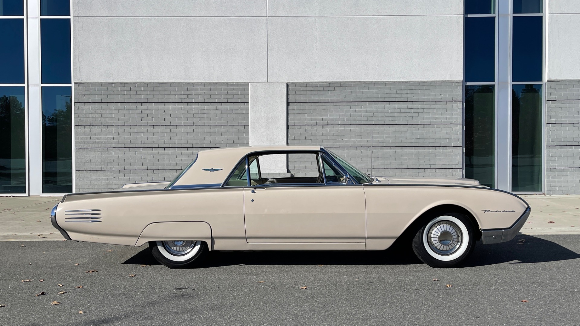 Used 1961 Ford THUNDERBIRD HARDTOP / 390CI V8 / AUTO TRANS / LOW MILEAGE SURVIVOR for sale $19,995 at Formula Imports in Charlotte NC 28227 8