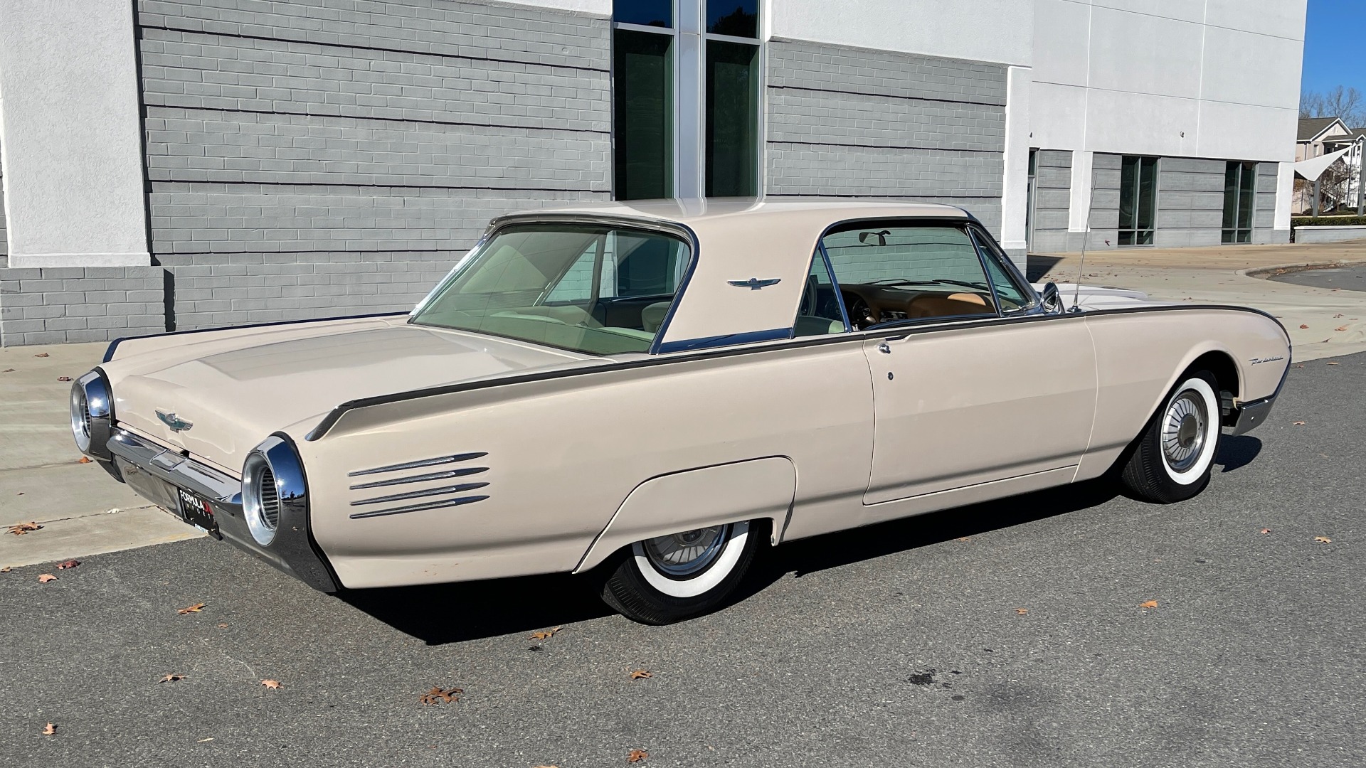 Used 1961 Ford THUNDERBIRD HARDTOP / 390CI V8 / AUTO TRANS / LOW MILEAGE SURVIVOR for sale Sold at Formula Imports in Charlotte NC 28227 9