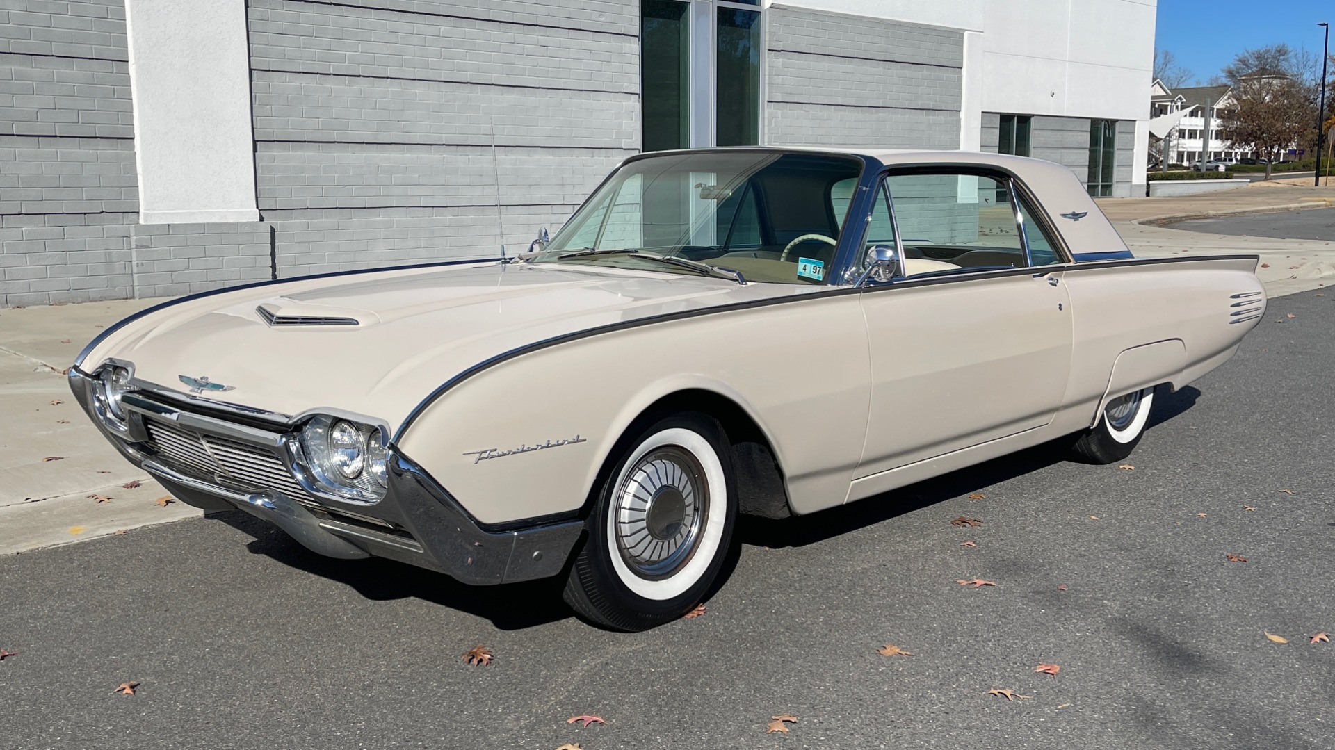 Used 1961 Ford THUNDERBIRD HARDTOP / 390CI V8 / AUTO TRANS / LOW MILEAGE SURVIVOR for sale $19,995 at Formula Imports in Charlotte NC 28227 1