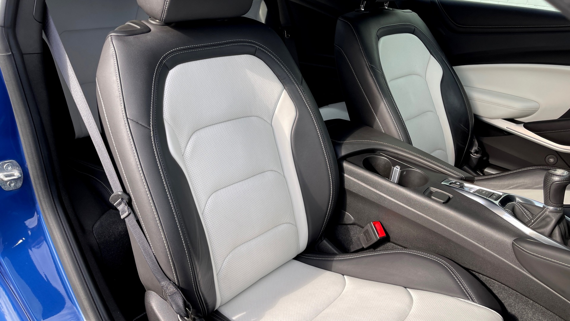 Used 2019 Chevrolet CAMARO 3LT / 3.6L V6 / 6-SPD MAN / HUD / NAV / BOSE / HTD STS / REARVIEW for sale $31,595 at Formula Imports in Charlotte NC 28227 47