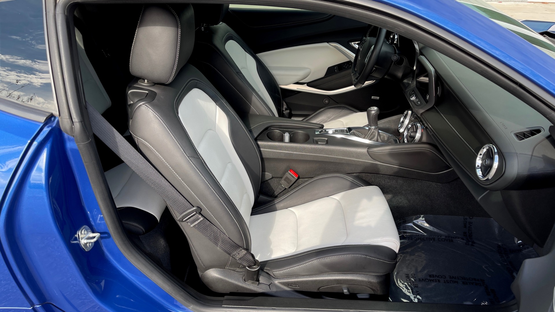 Used 2019 Chevrolet CAMARO 3LT / 3.6L V6 / 6-SPD MAN / HUD / NAV / BOSE / HTD STS / REARVIEW for sale $31,595 at Formula Imports in Charlotte NC 28227 48