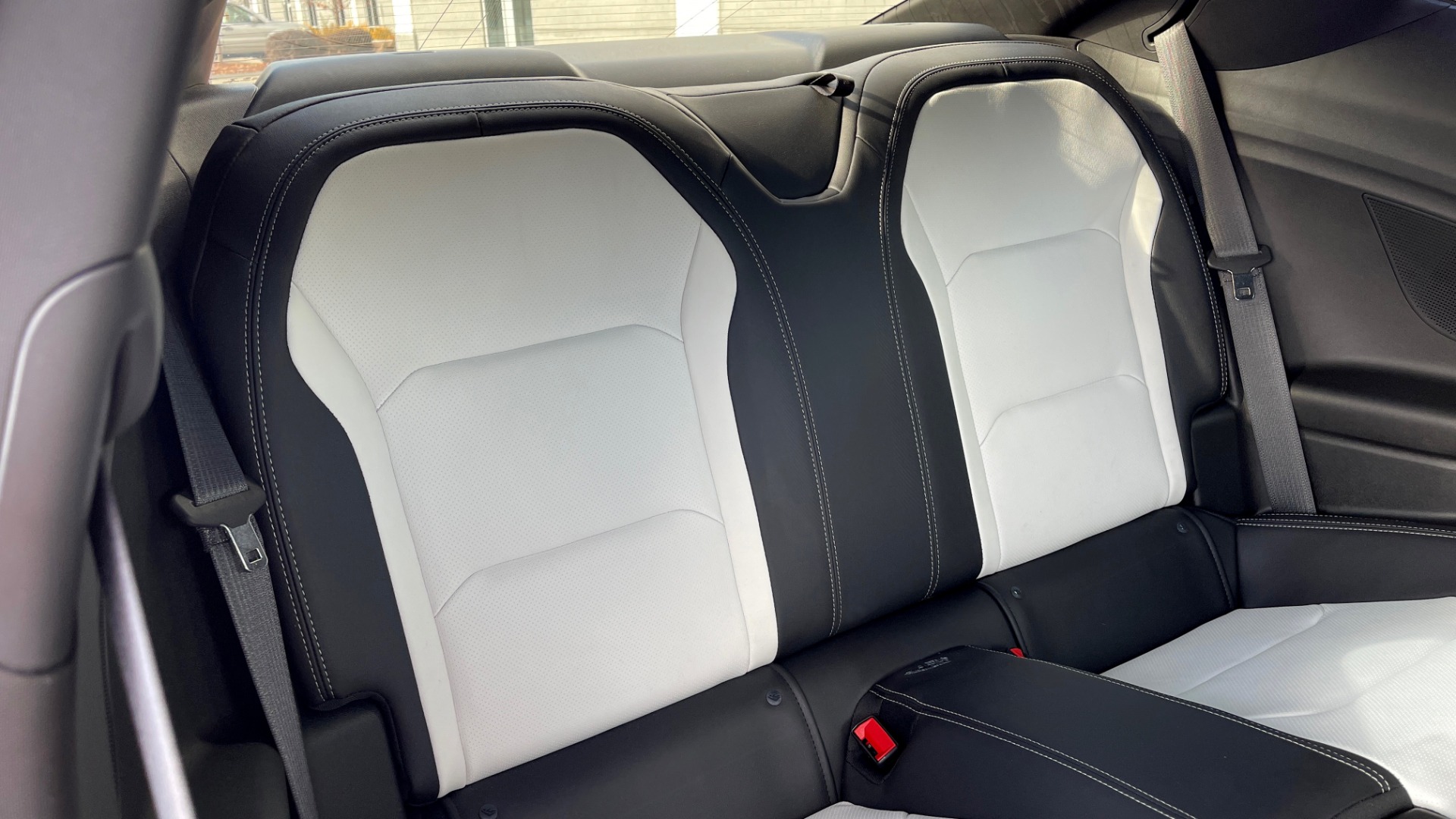 Used 2019 Chevrolet CAMARO 3LT / 3.6L V6 / 6-SPD MAN / HUD / NAV / BOSE / HTD STS / REARVIEW for sale $31,595 at Formula Imports in Charlotte NC 28227 49