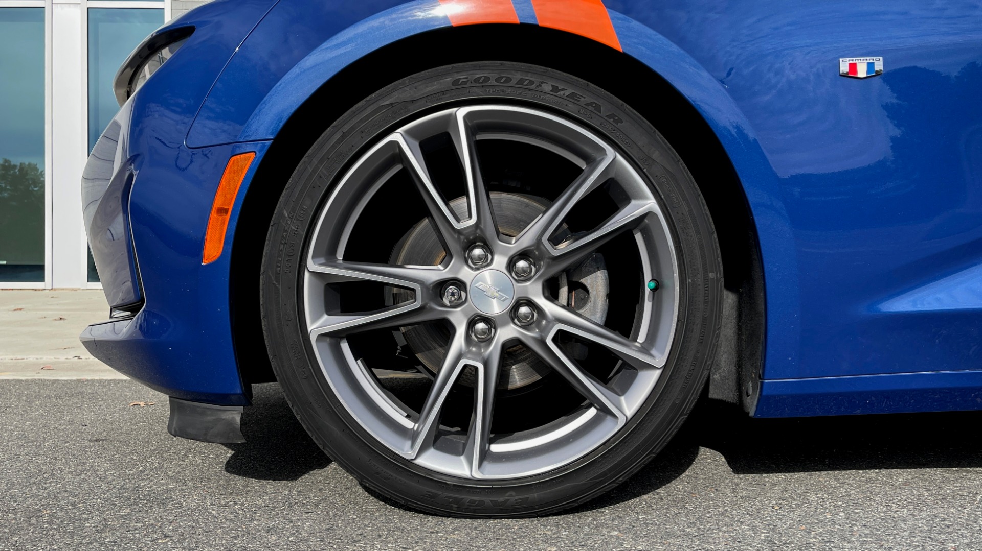 Used 2019 Chevrolet CAMARO 3LT / 3.6L V6 / 6-SPD MAN / HUD / NAV / BOSE / HTD STS / REARVIEW for sale $31,595 at Formula Imports in Charlotte NC 28227 51